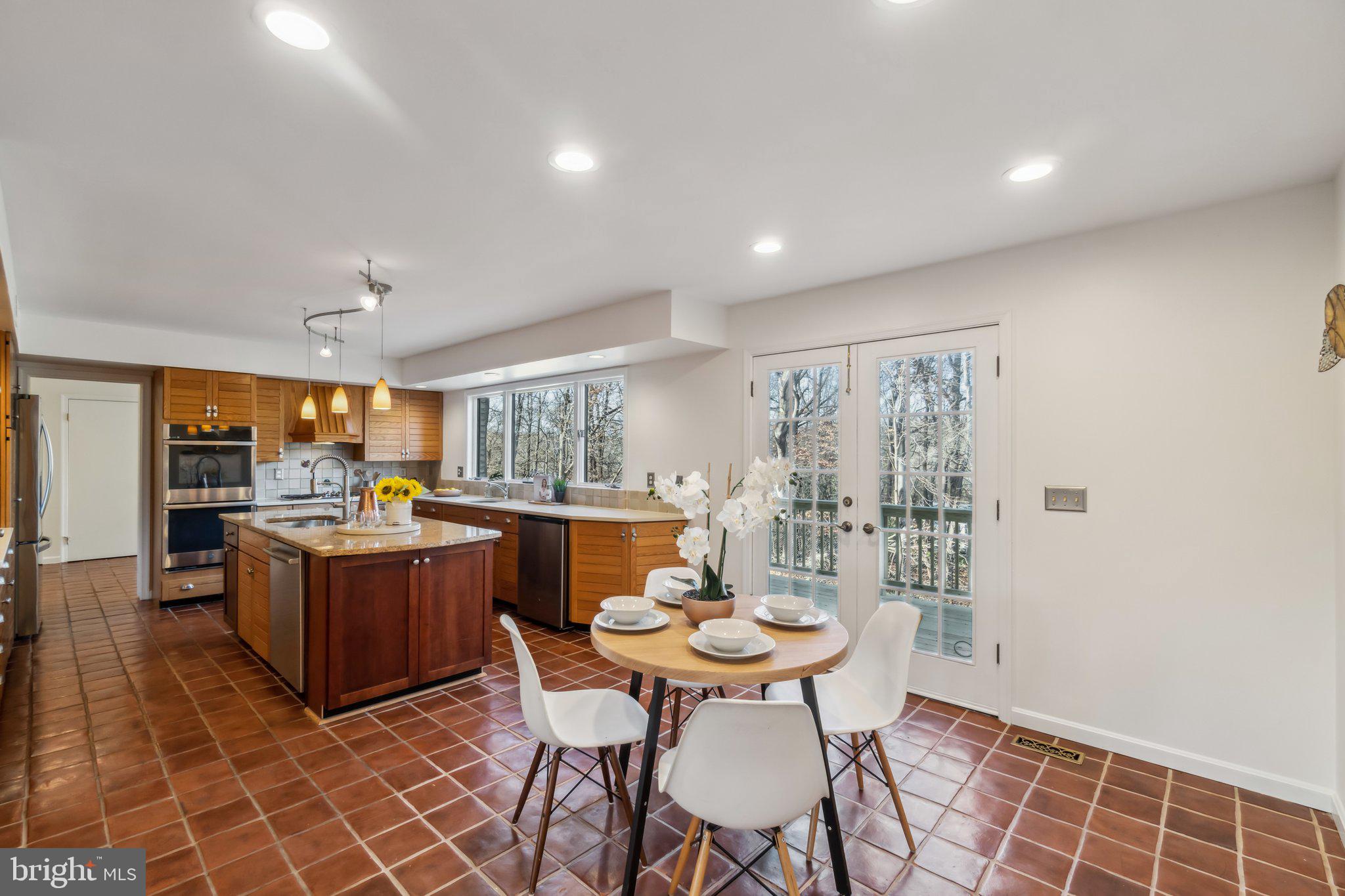 GLEN MILL VILLAGE - Residential