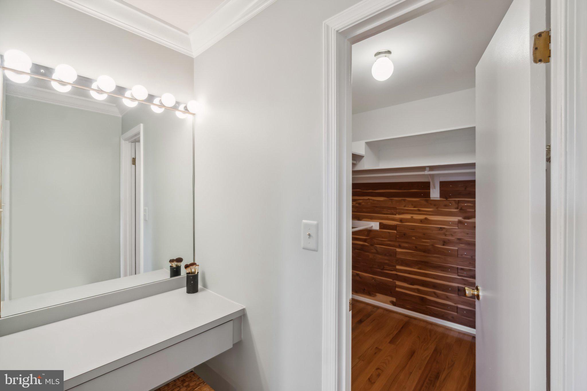 GLEN MILL VILLAGE - Residential