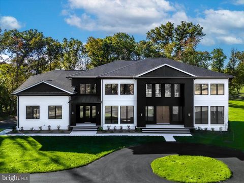 4621 FAIRFAX MANOR COURT CHANTILLY VA 20151