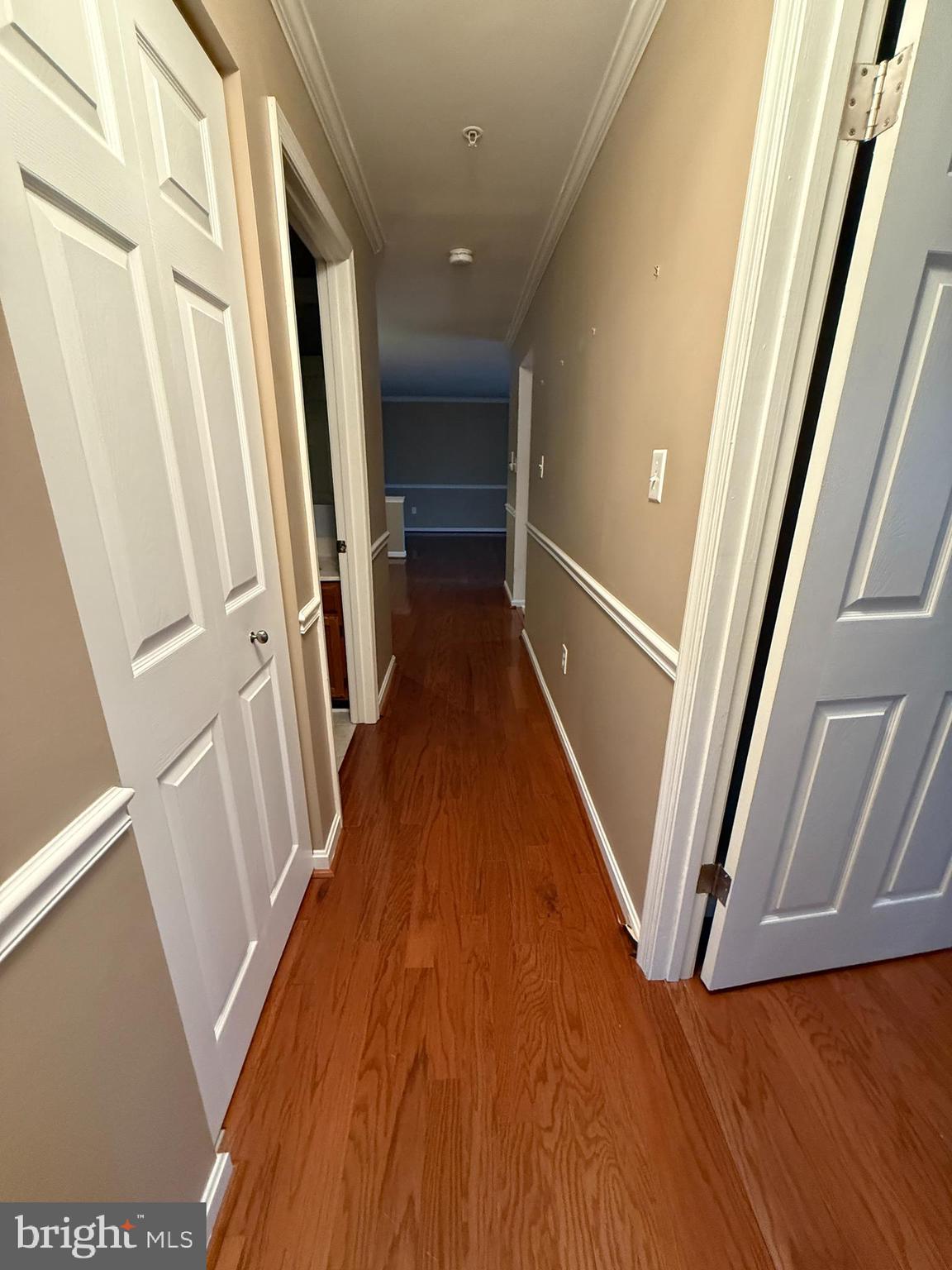 CROMWELL FOUNTAIN - Residential