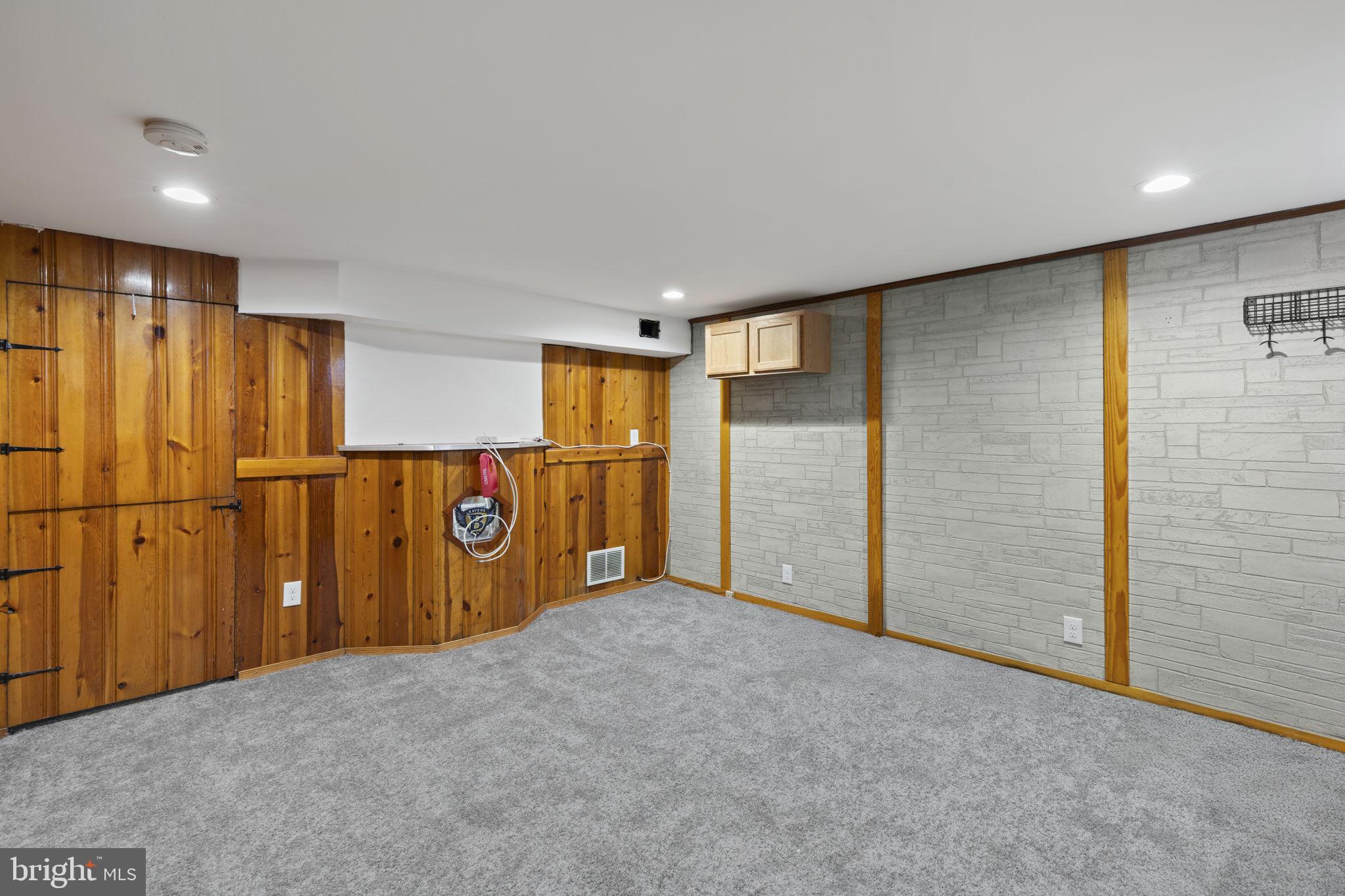 EASTWOOD - Residential