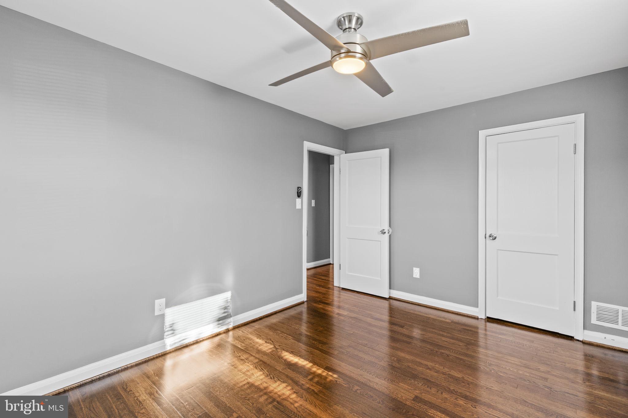 EASTWOOD - Residential