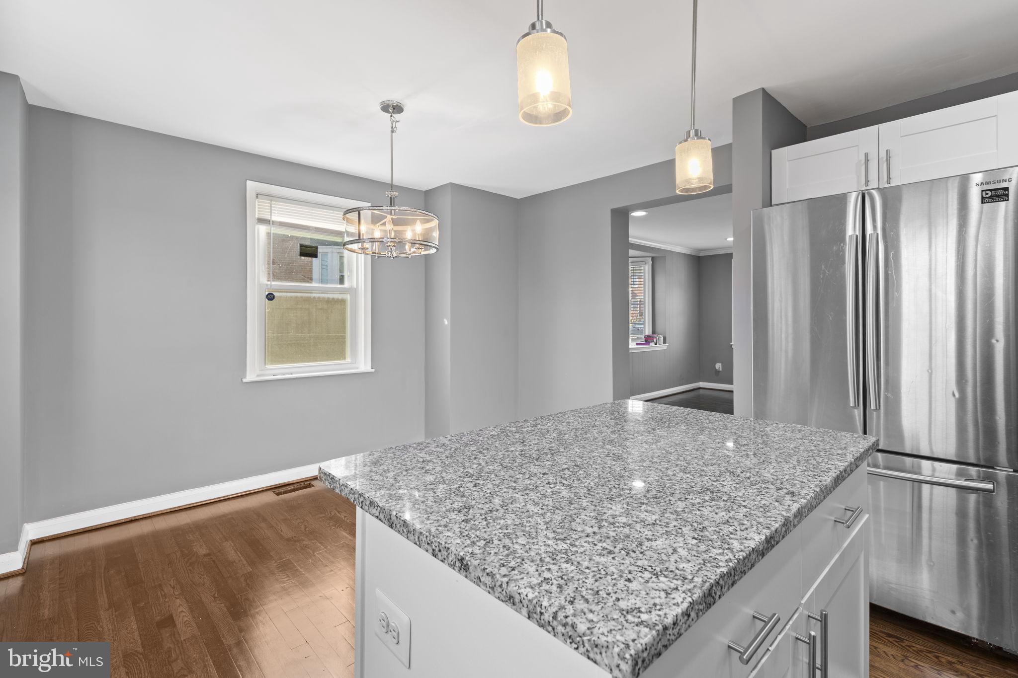 EASTWOOD - Residential