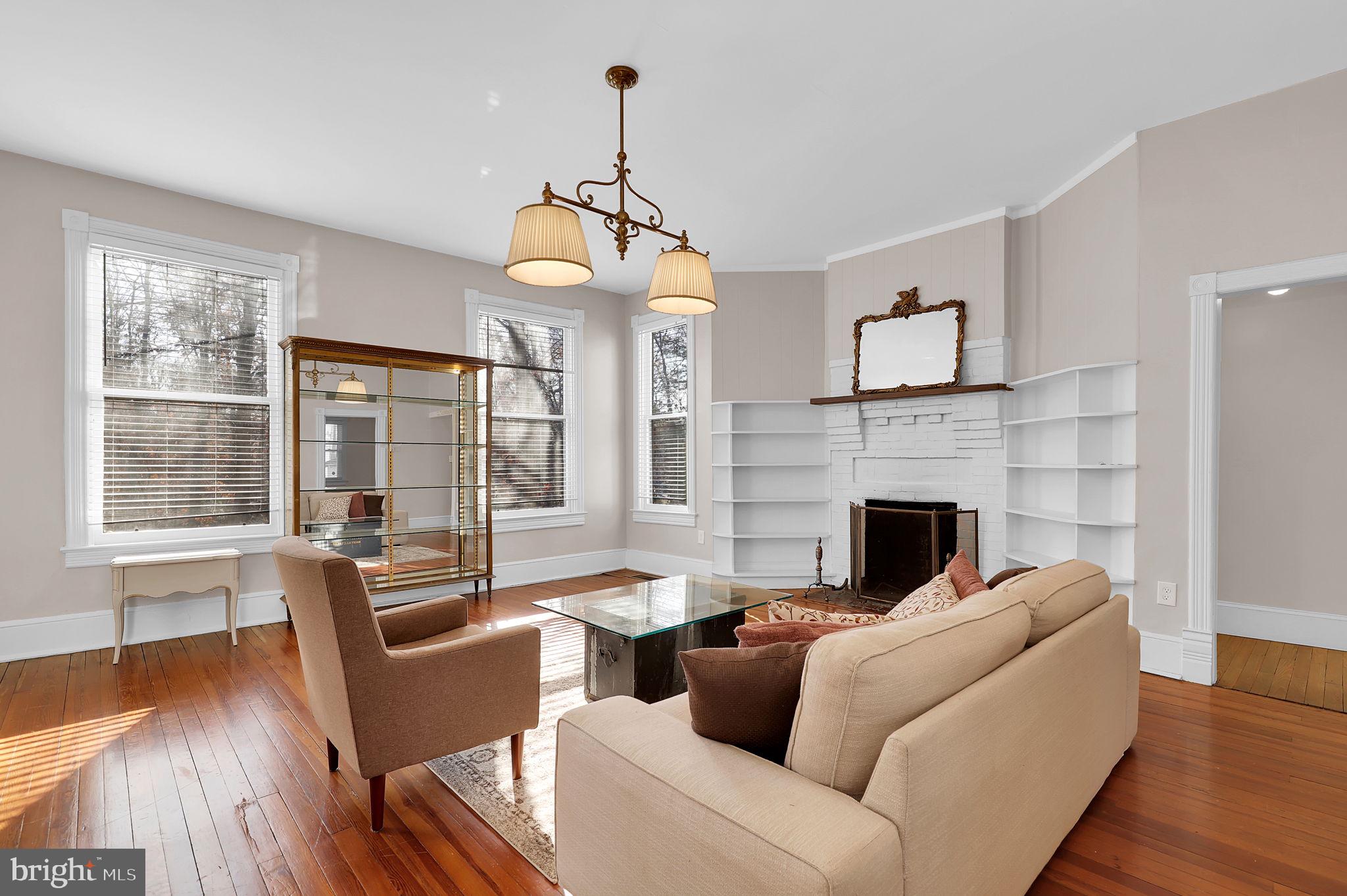 301 CENTRAL AVENUE