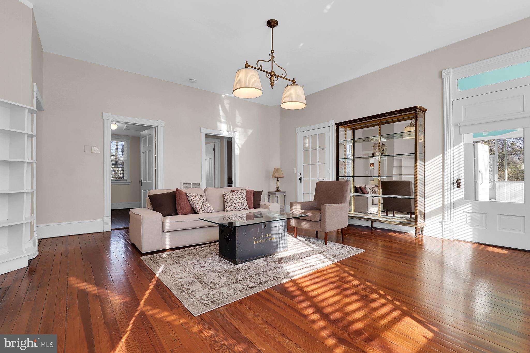 301 CENTRAL AVENUE