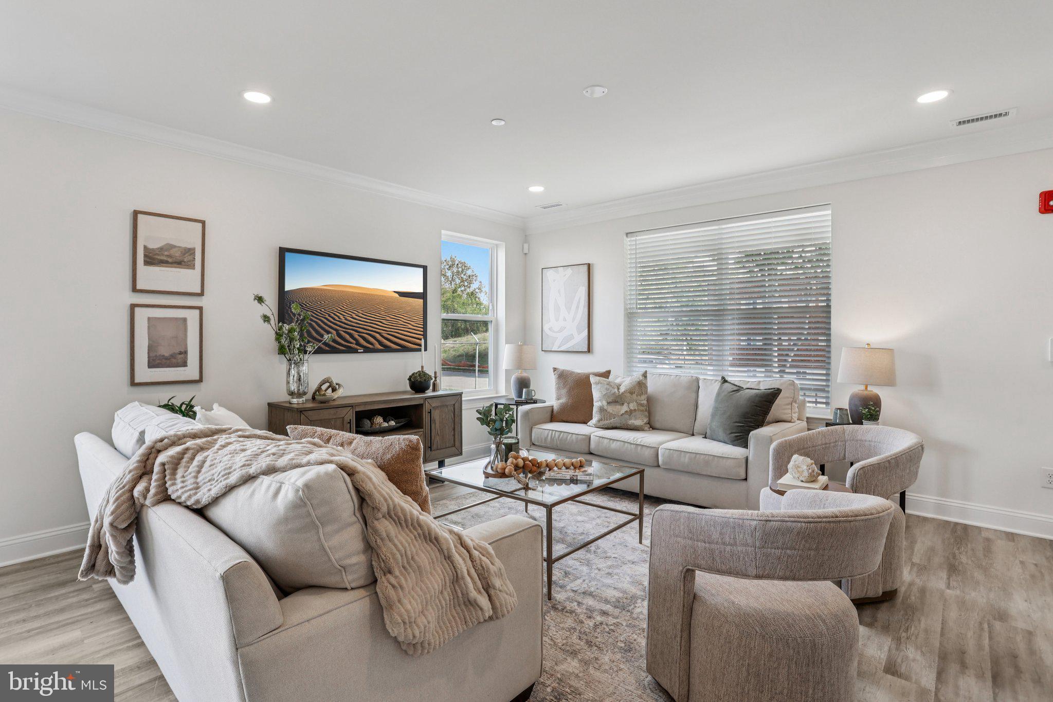 ARBOR PLACE - Residential