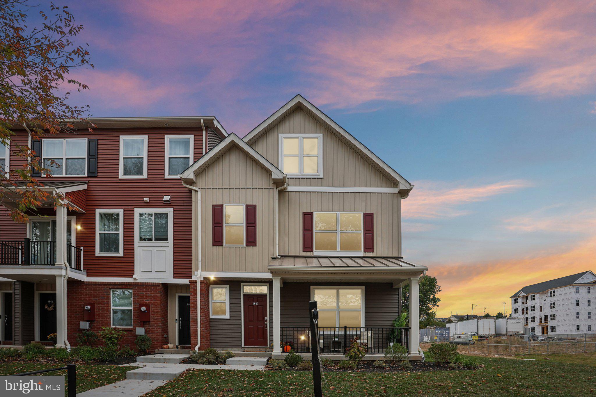 ARBOR PLACE - Residential