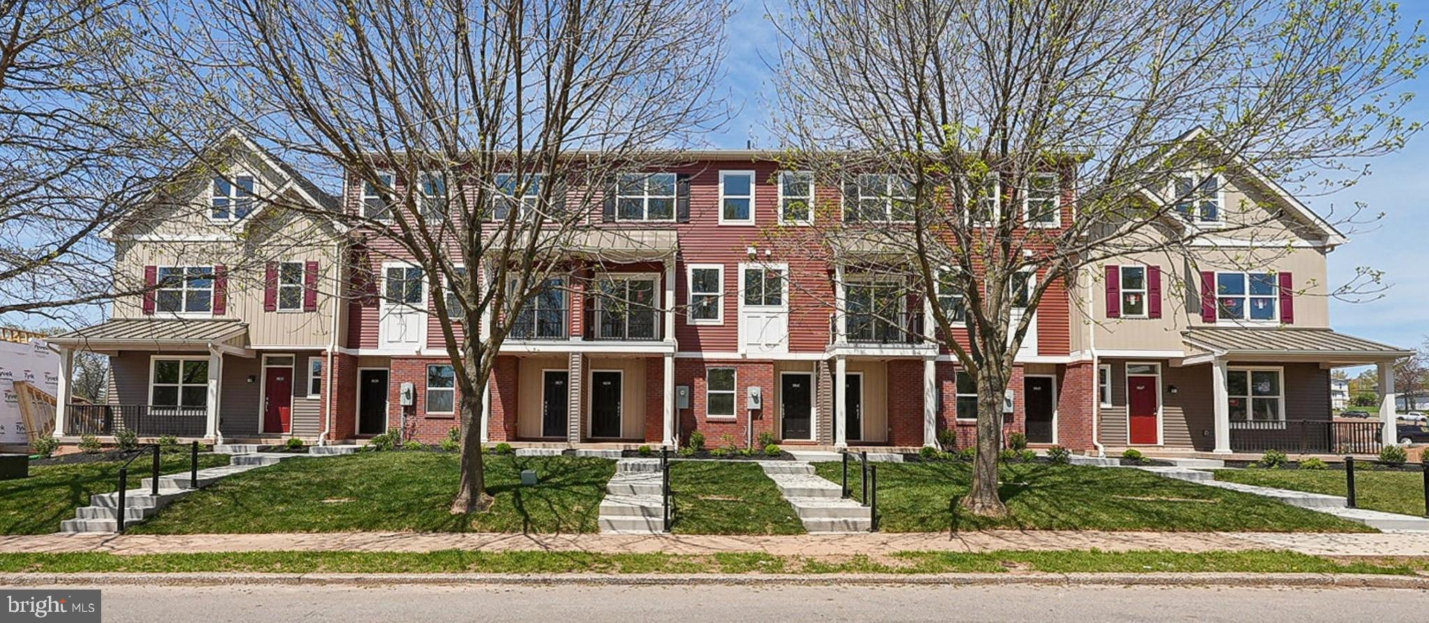 ARBOR PLACE - Residential