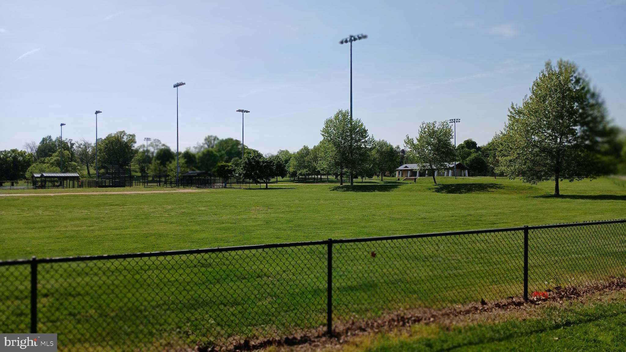 CARROLL PARK - Residential