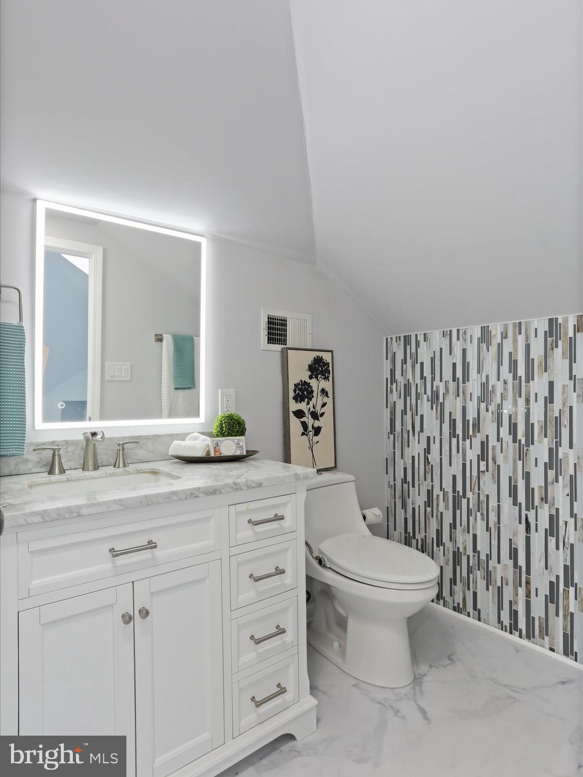 WEST END MARTINSBURG - Residential