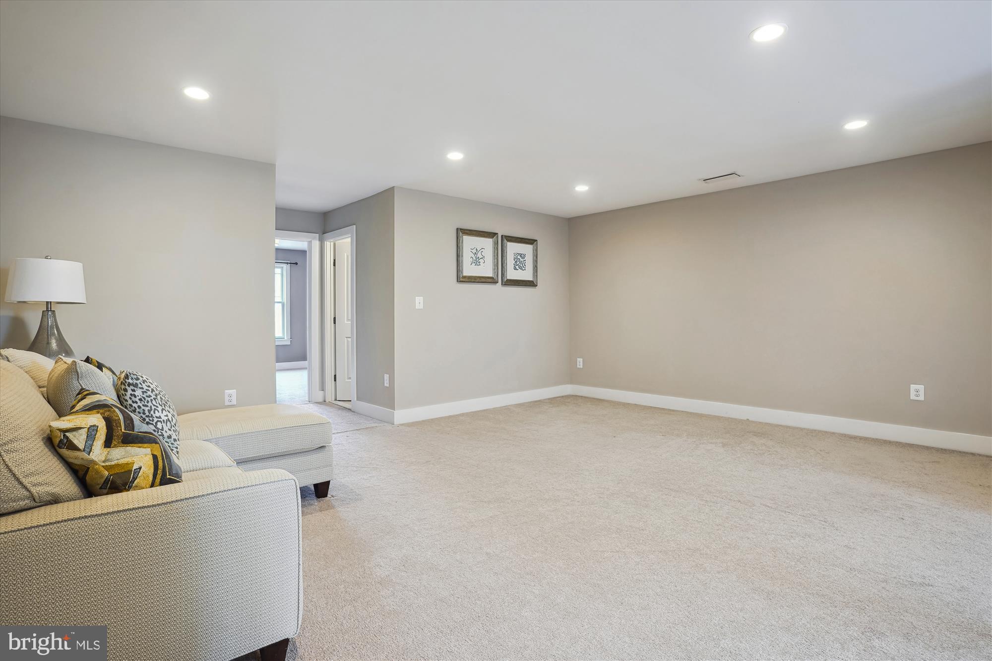 BERKSHIRE OAKWOOD - Residential