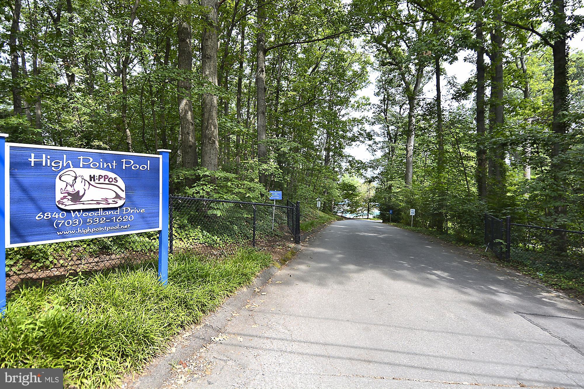 BERKSHIRE OAKWOOD - Residential