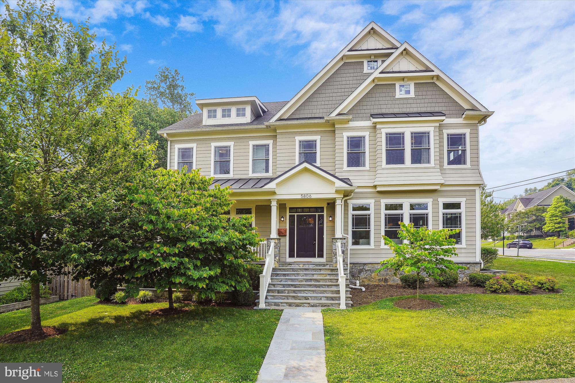 BERKSHIRE OAKWOOD - Residential