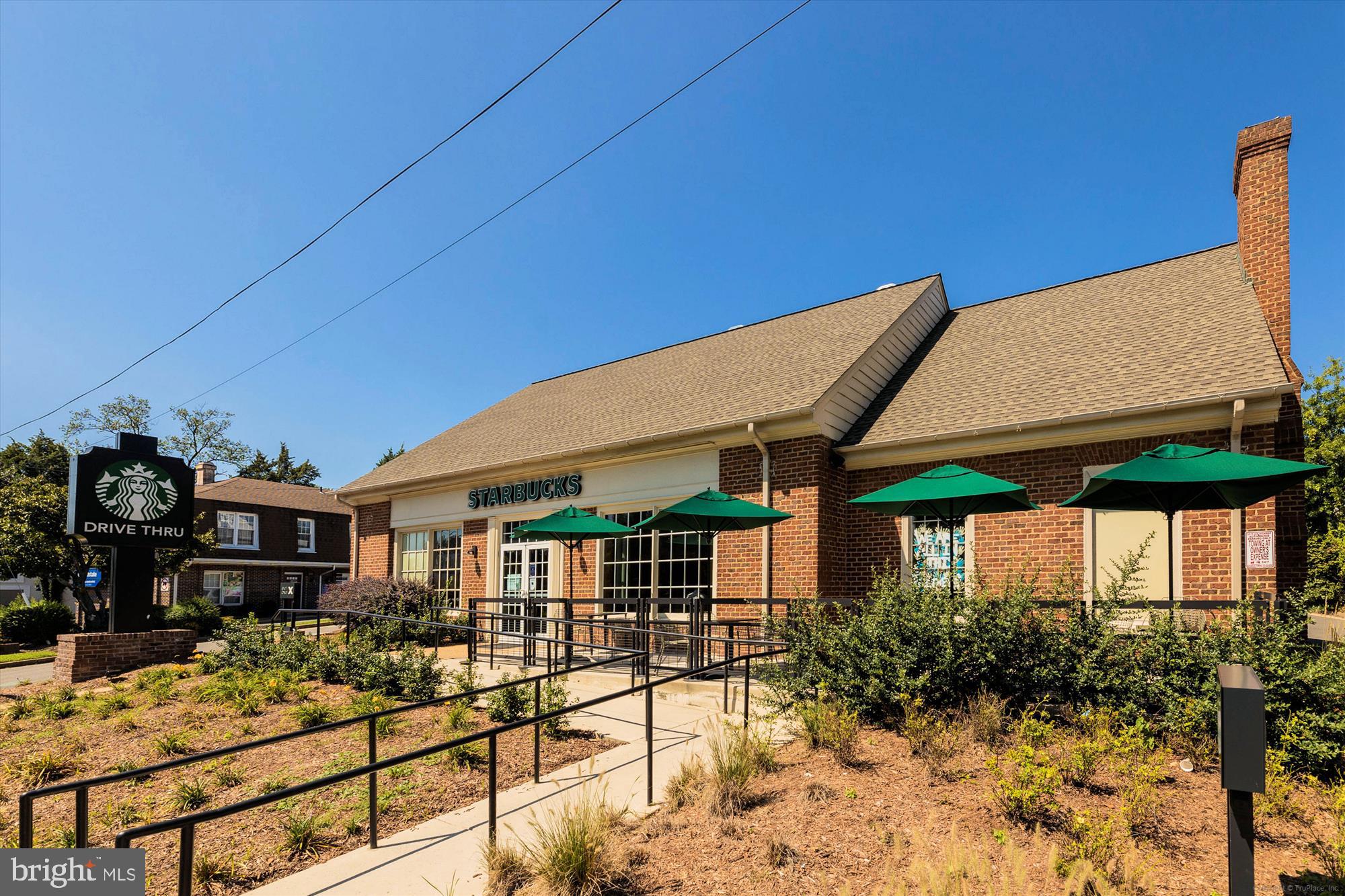 BERKSHIRE OAKWOOD - Residential