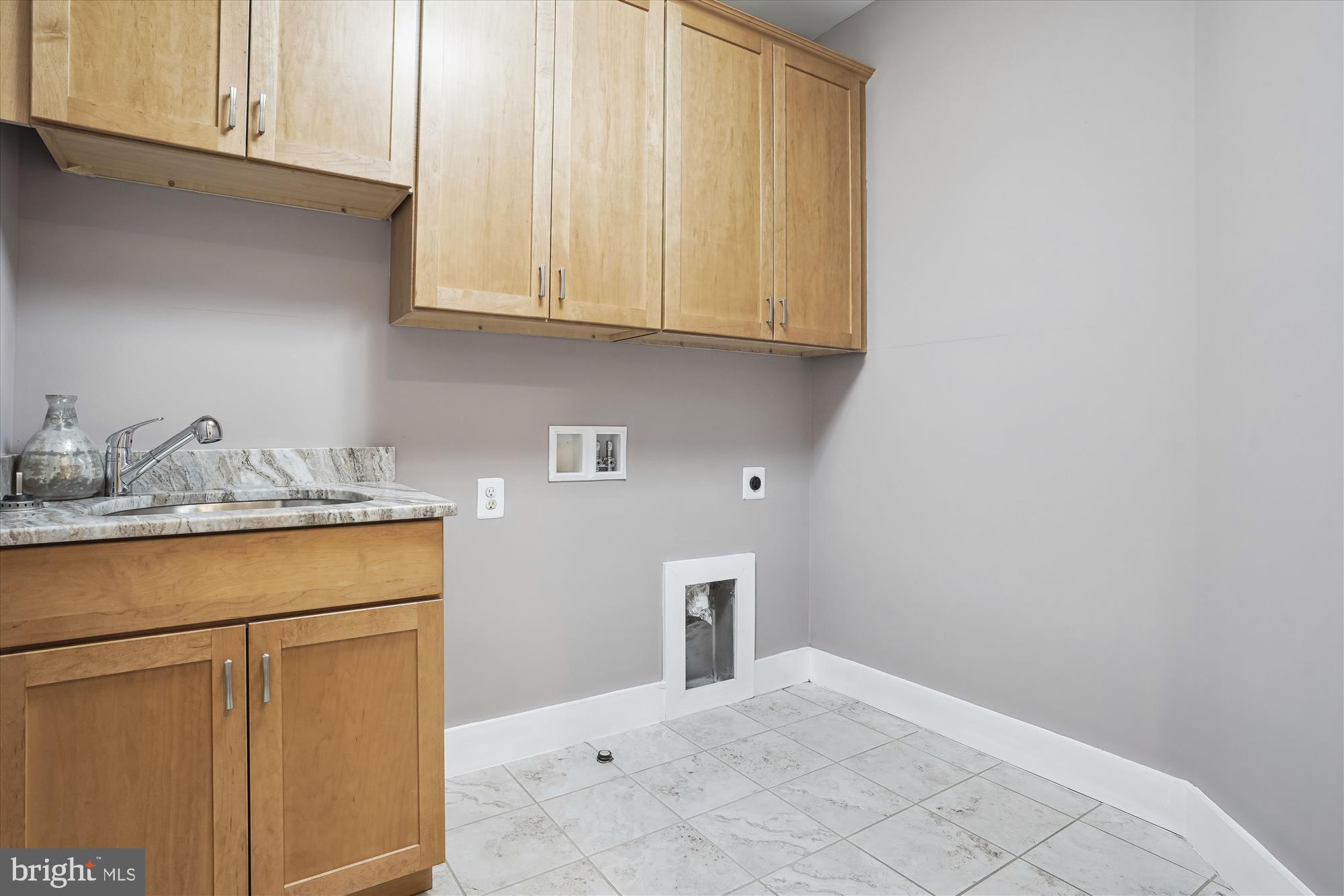 BERKSHIRE OAKWOOD - Residential