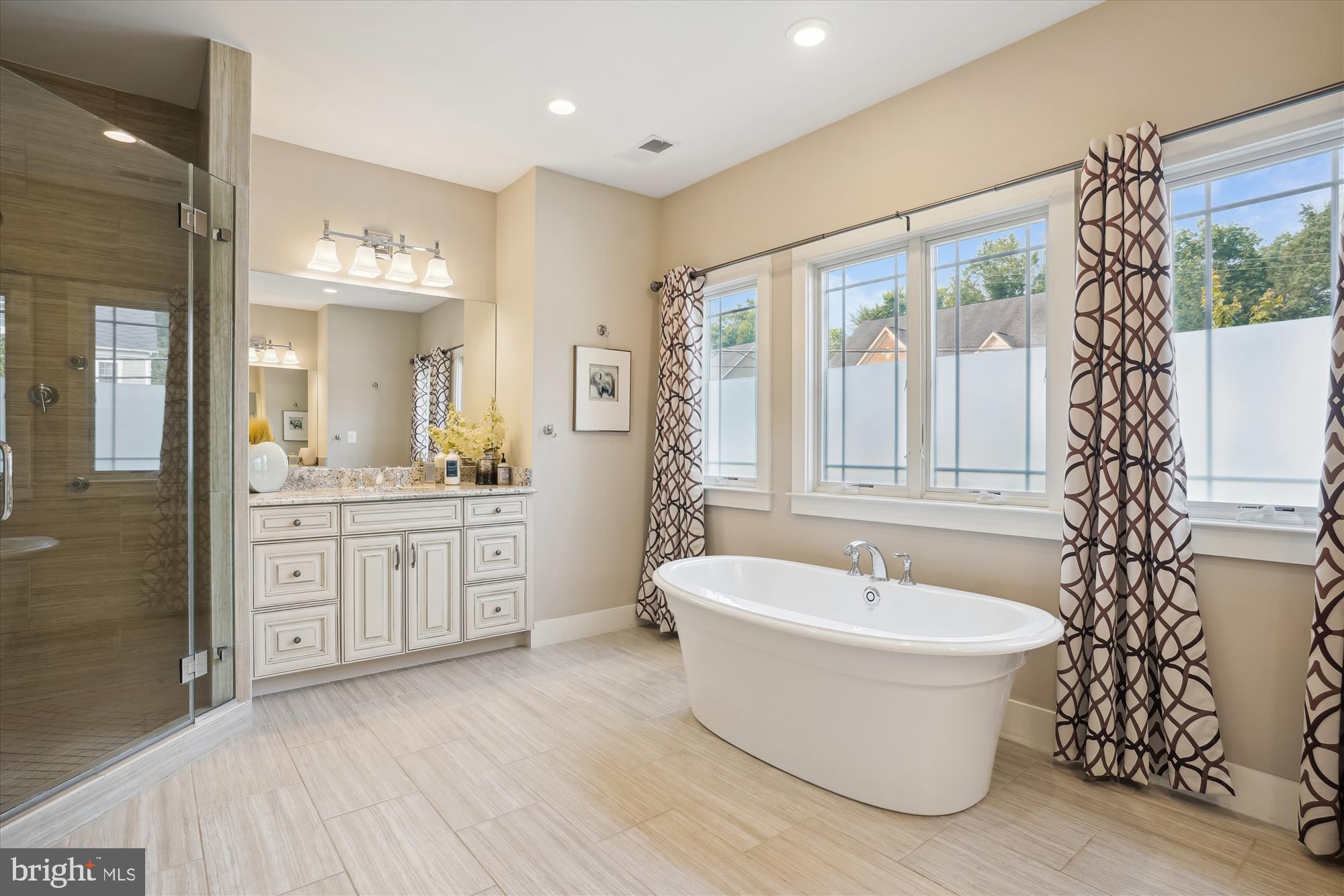 BERKSHIRE OAKWOOD - Residential