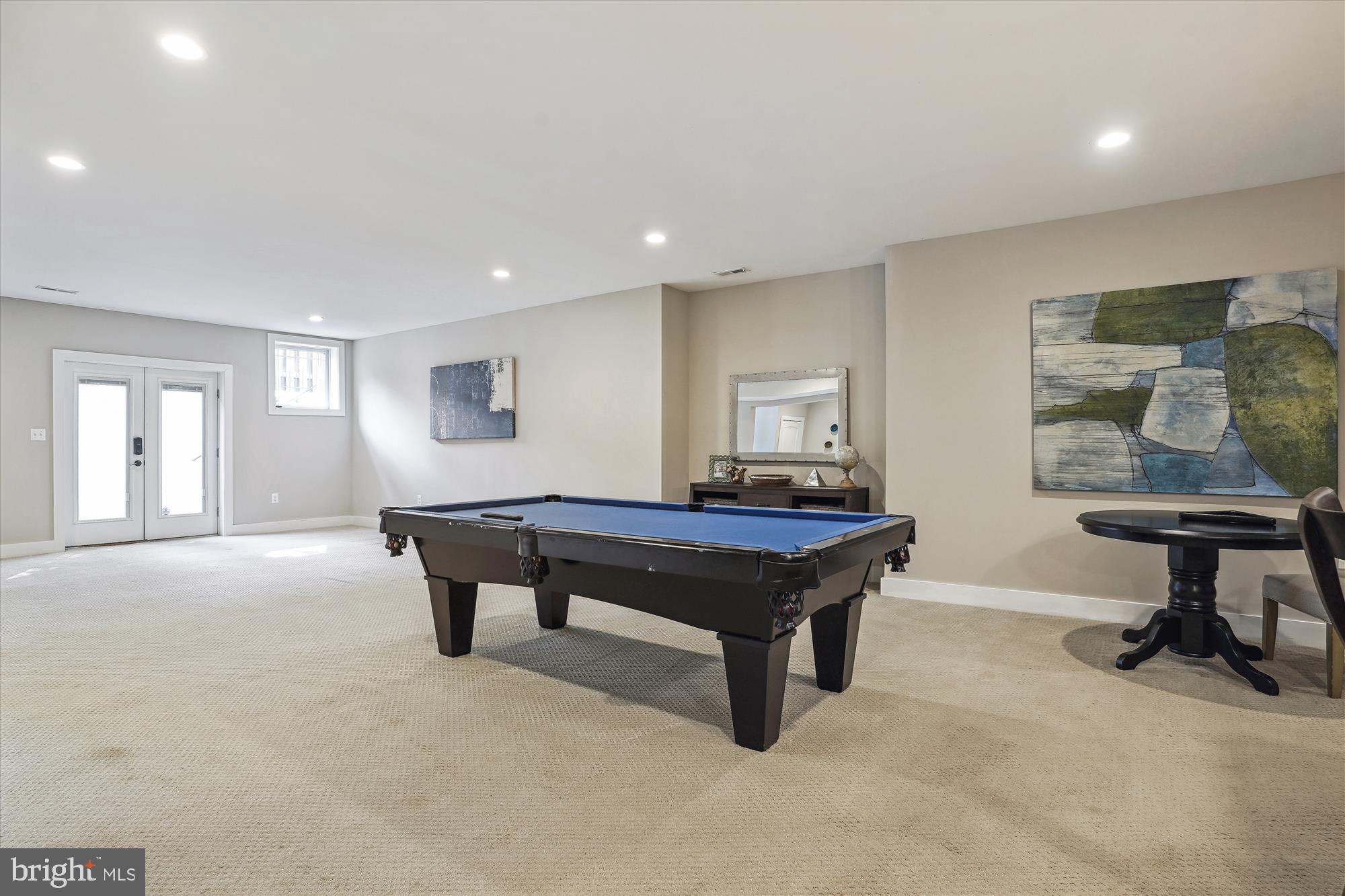 BERKSHIRE OAKWOOD - Residential