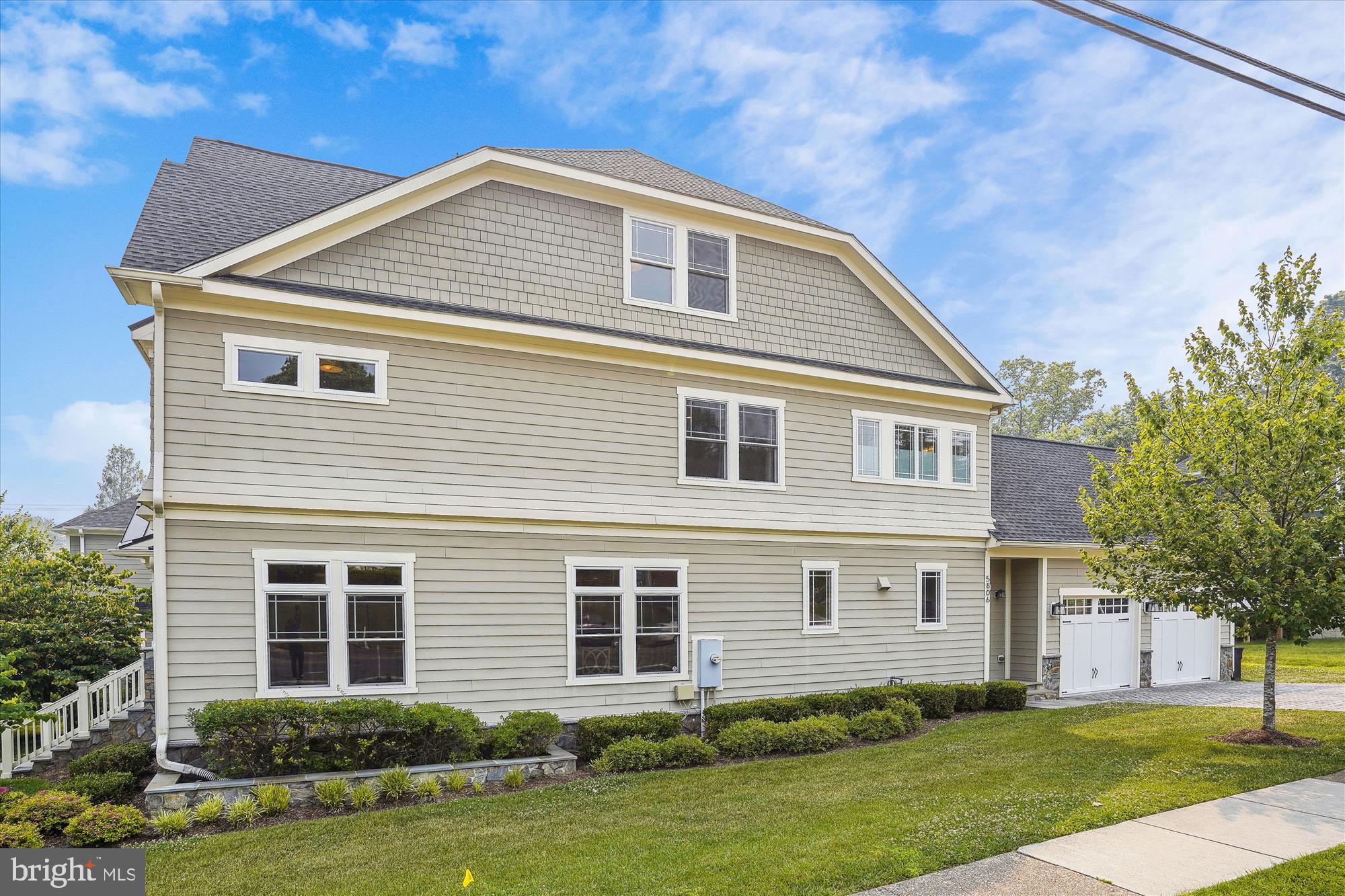 BERKSHIRE OAKWOOD - Residential