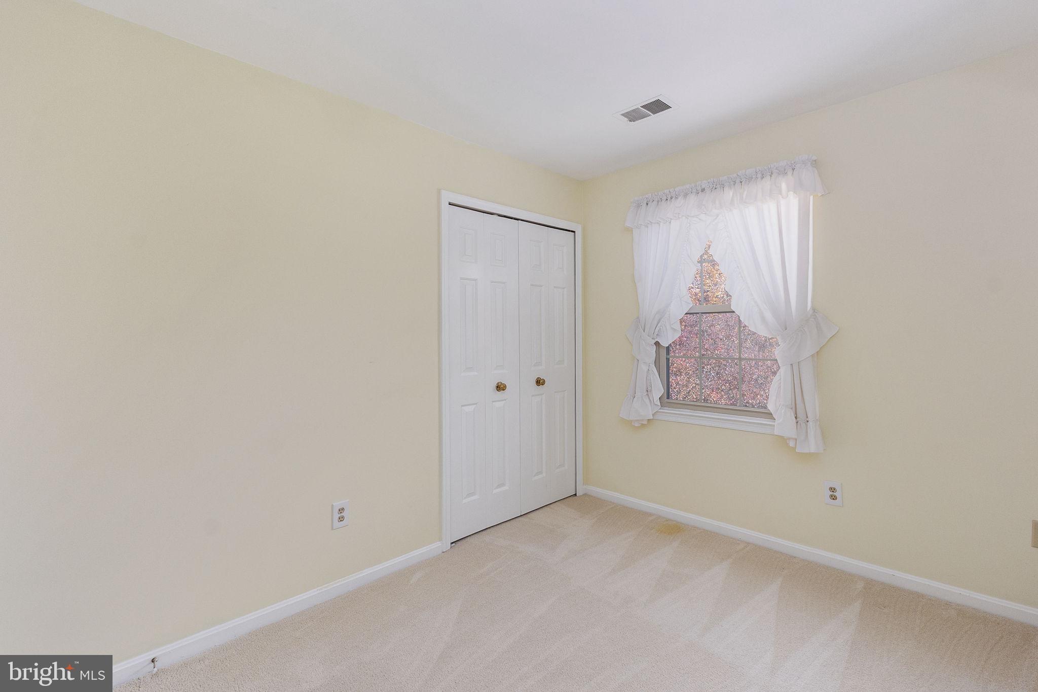 WOODLYNNE COMMUNITY - Residential