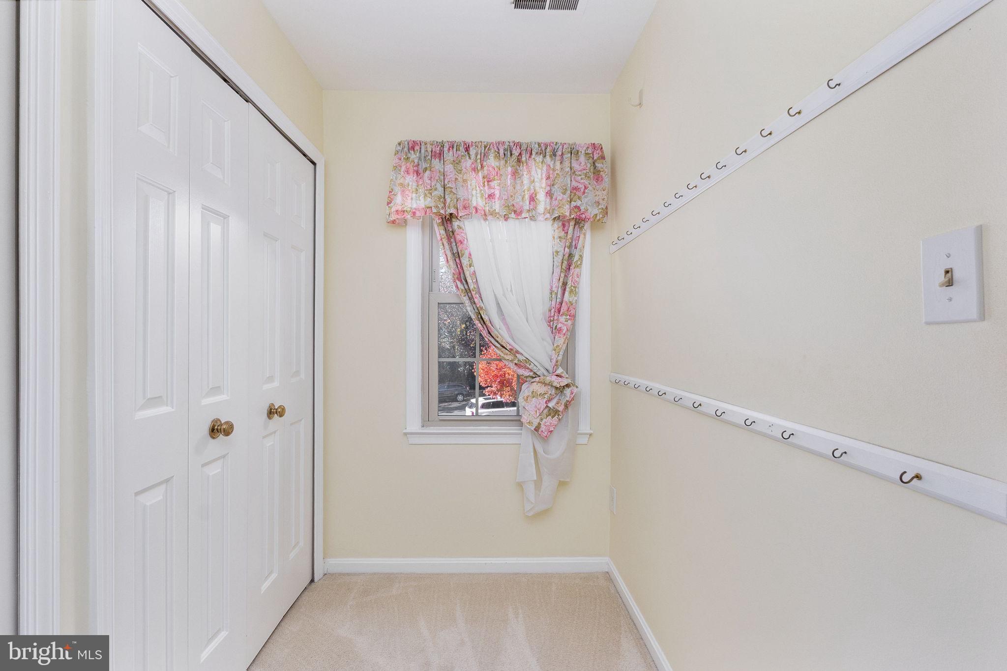 WOODLYNNE COMMUNITY - Residential