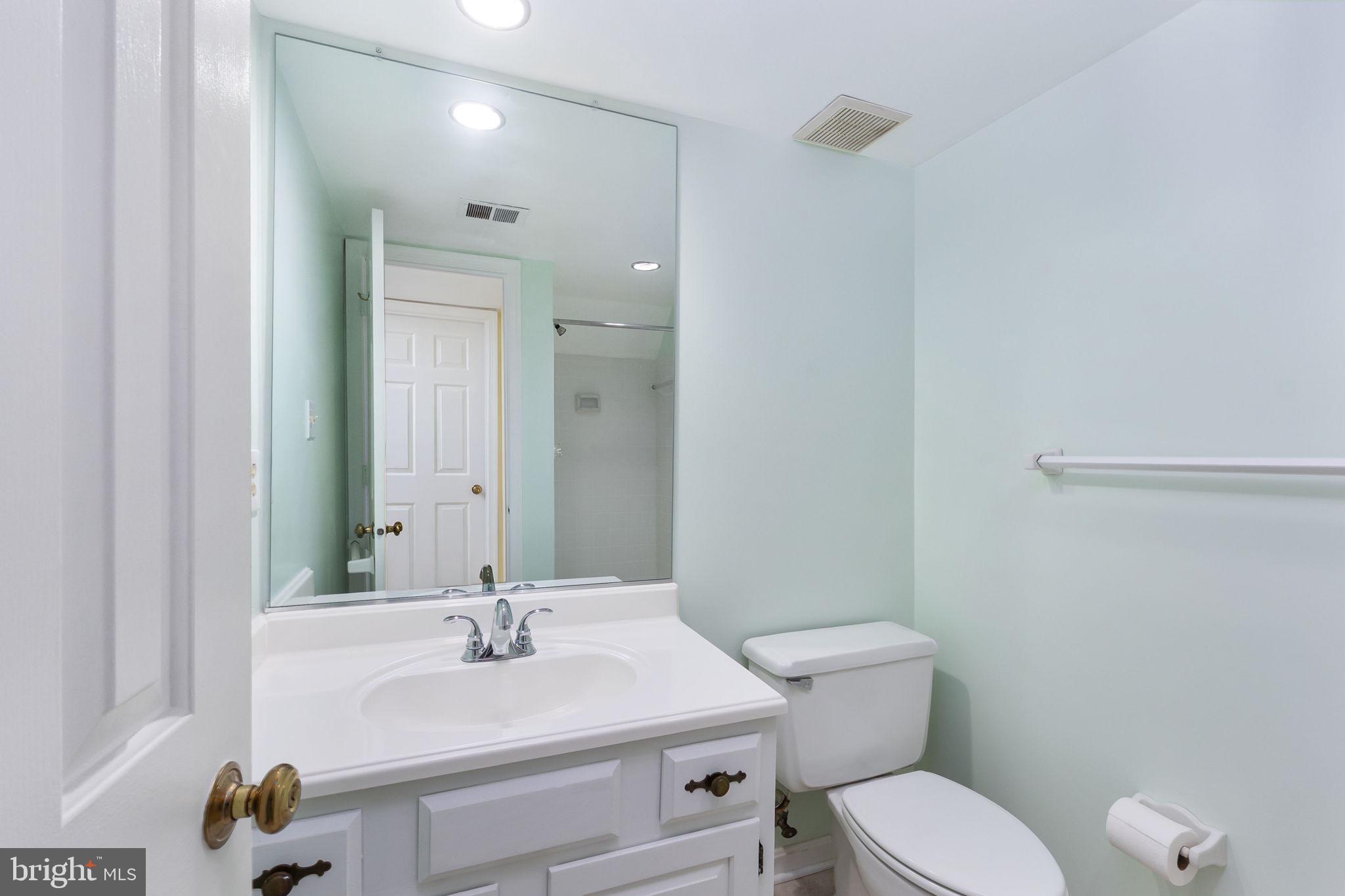 WOODLYNNE COMMUNITY - Residential