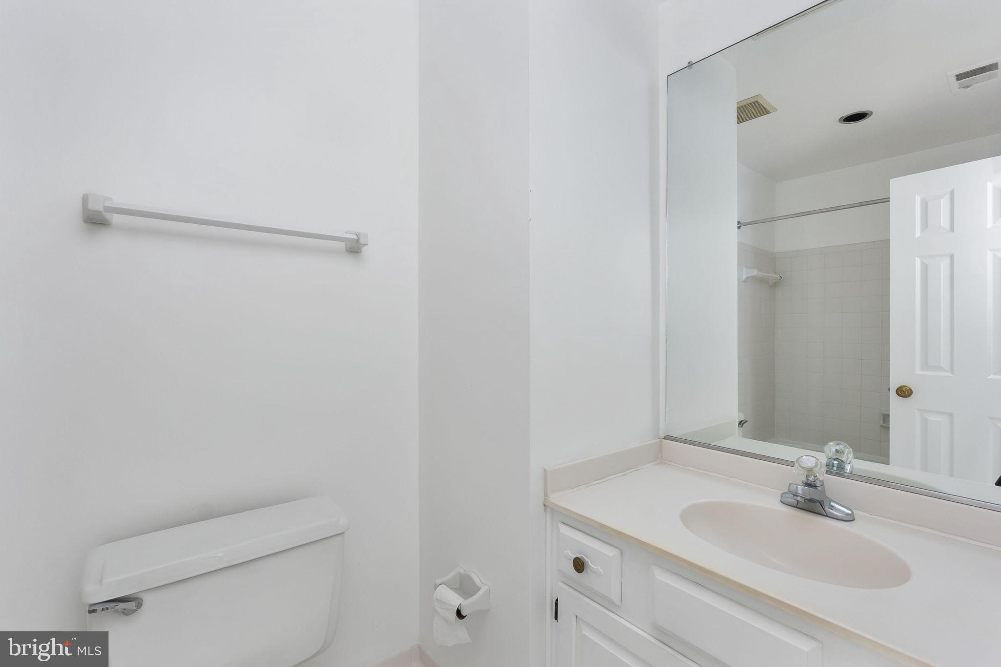 WOODLYNNE COMMUNITY - Residential