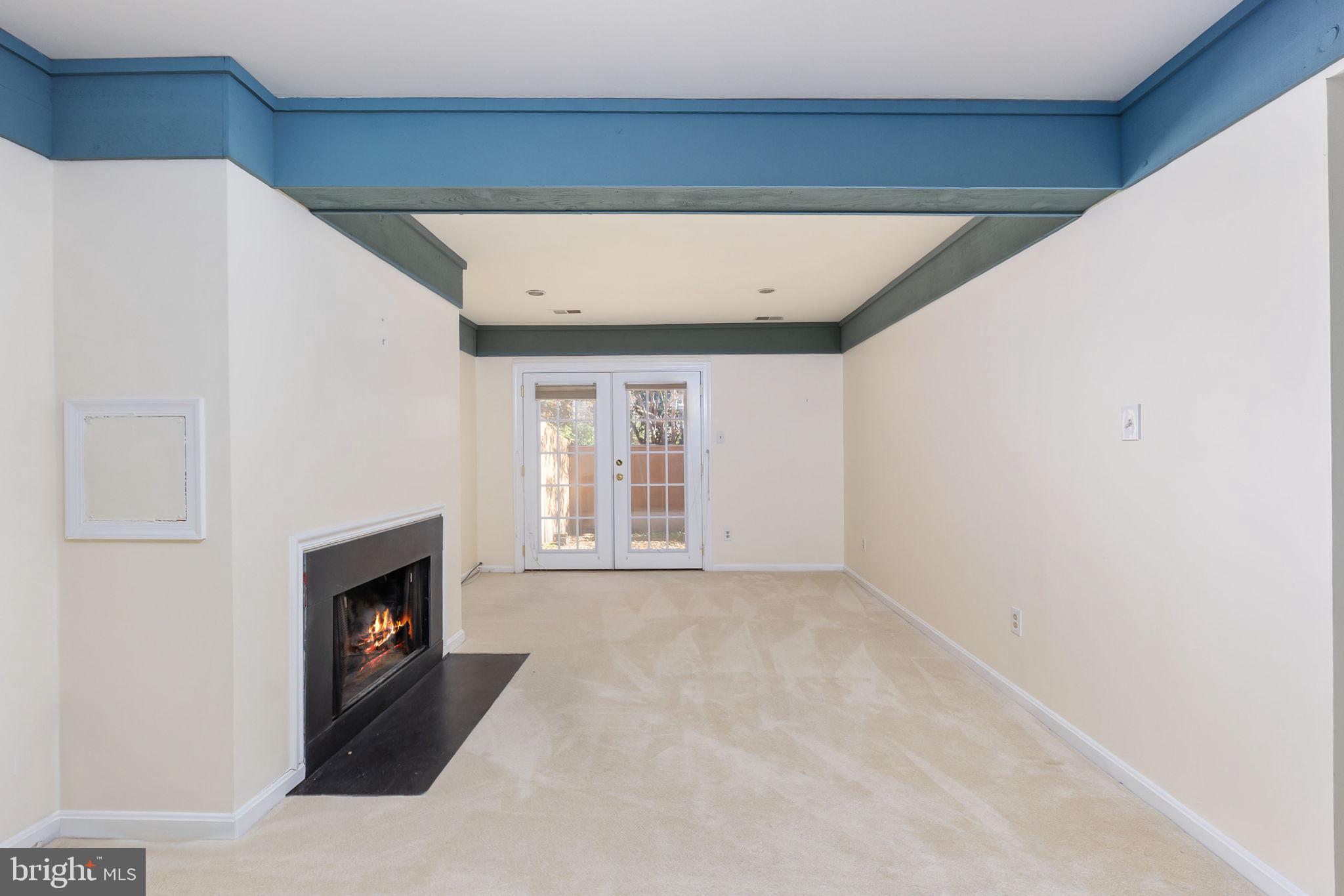 WOODLYNNE COMMUNITY - Residential