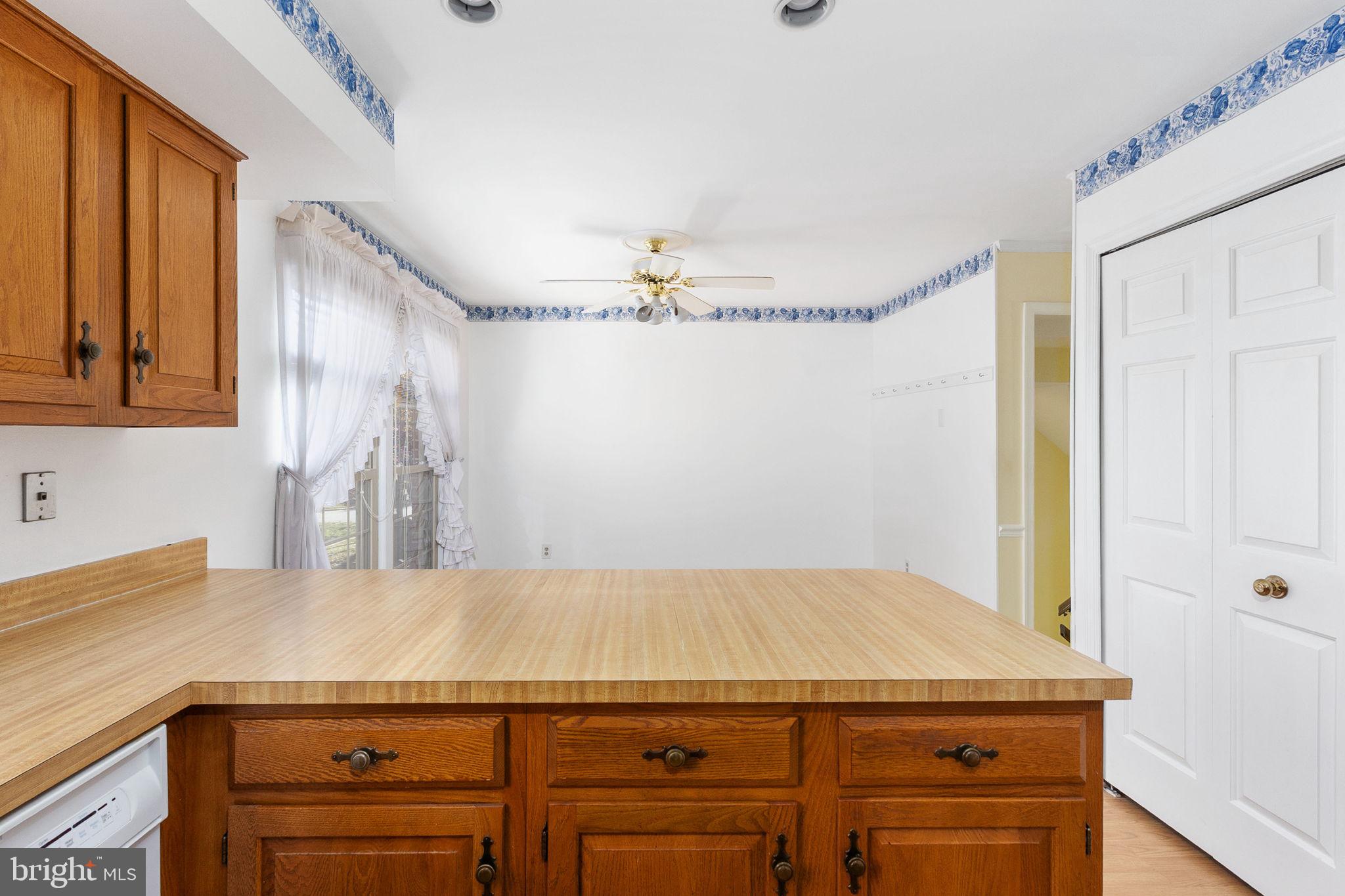 WOODLYNNE COMMUNITY - Residential