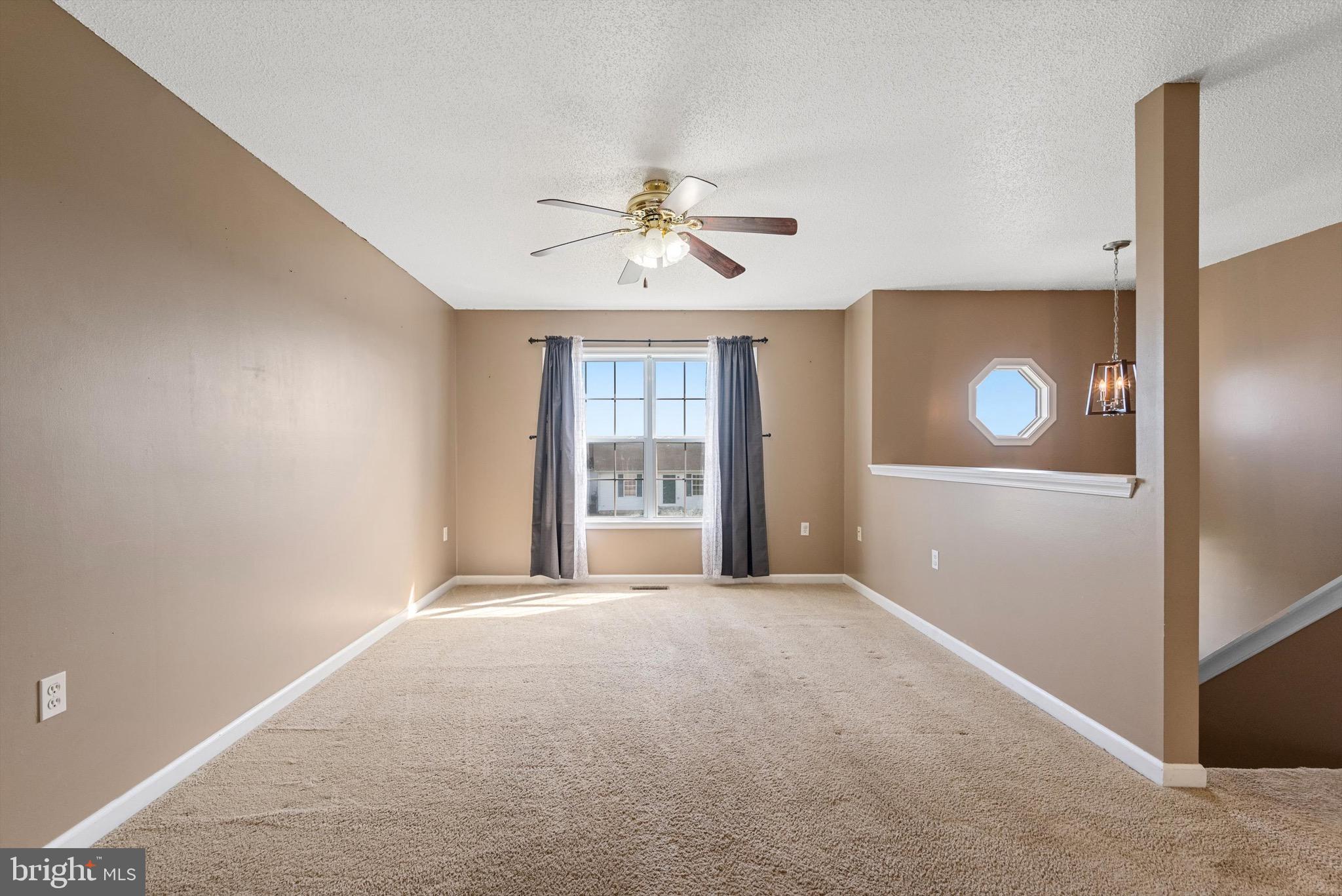 SUMMER HILL - Residential