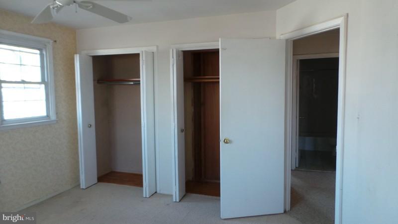 CRESTWOOD - Residential