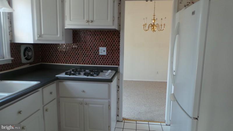 CRESTWOOD - Residential