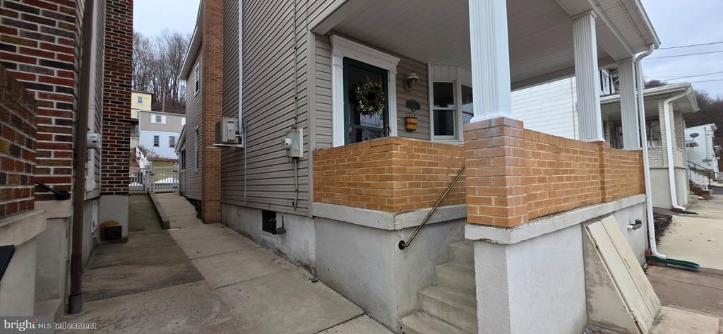 Photo of 514 W Washington Street, TAMAQUA, PA 18252 (MLS # PASK2025214)
