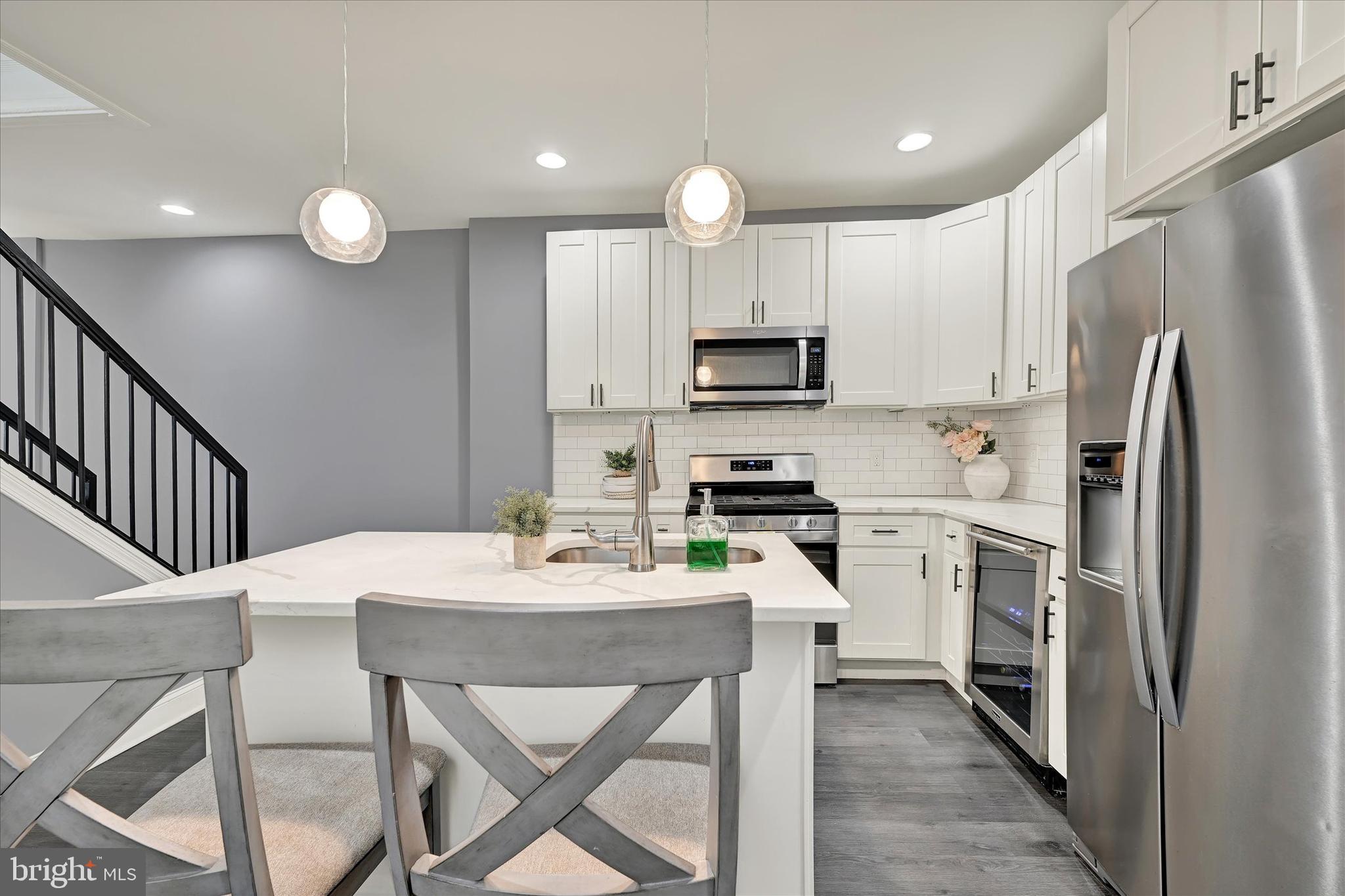 HAMPDEN HISTORIC DISTRICT - Residential