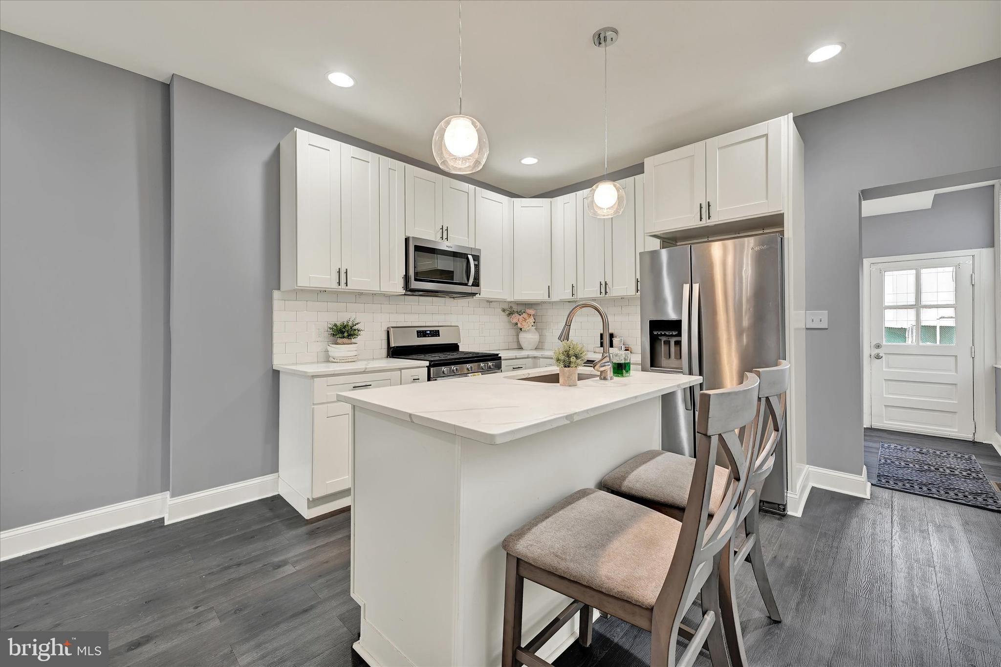 HAMPDEN HISTORIC DISTRICT - Residential