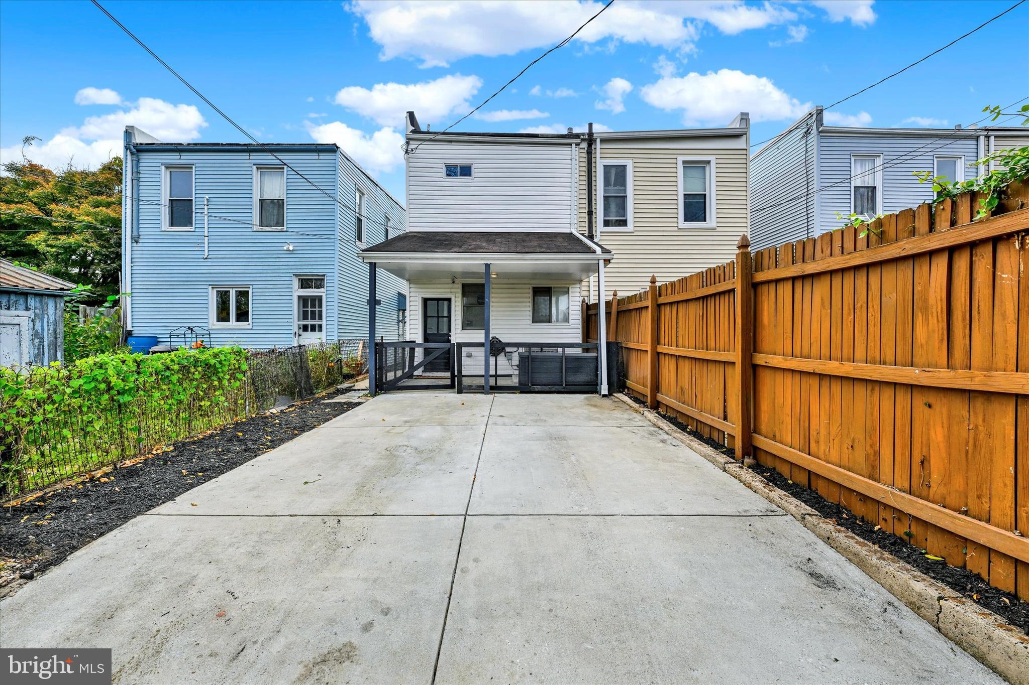 HAMPDEN HISTORIC DISTRICT - Residential