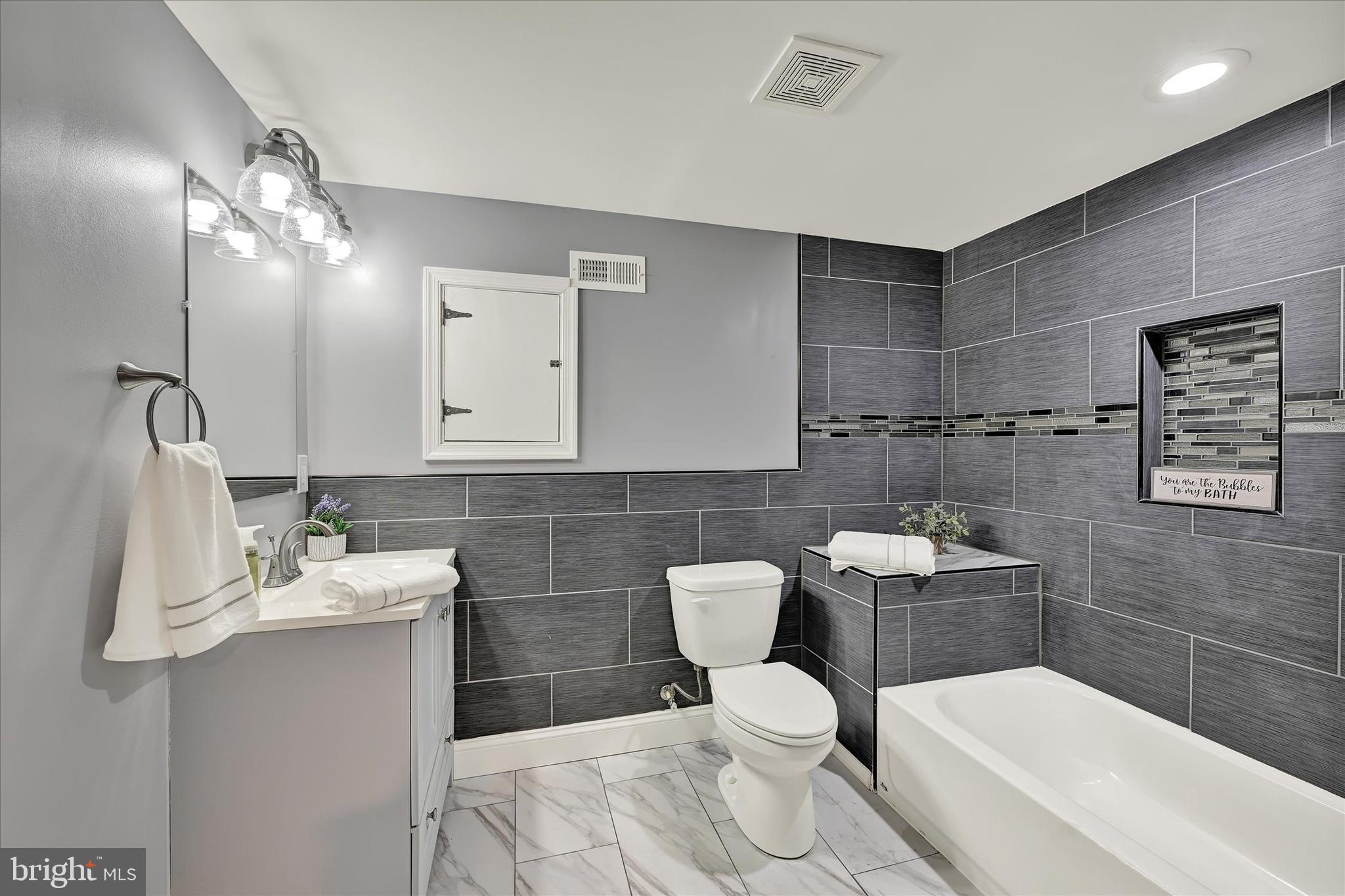 HAMPDEN HISTORIC DISTRICT - Residential