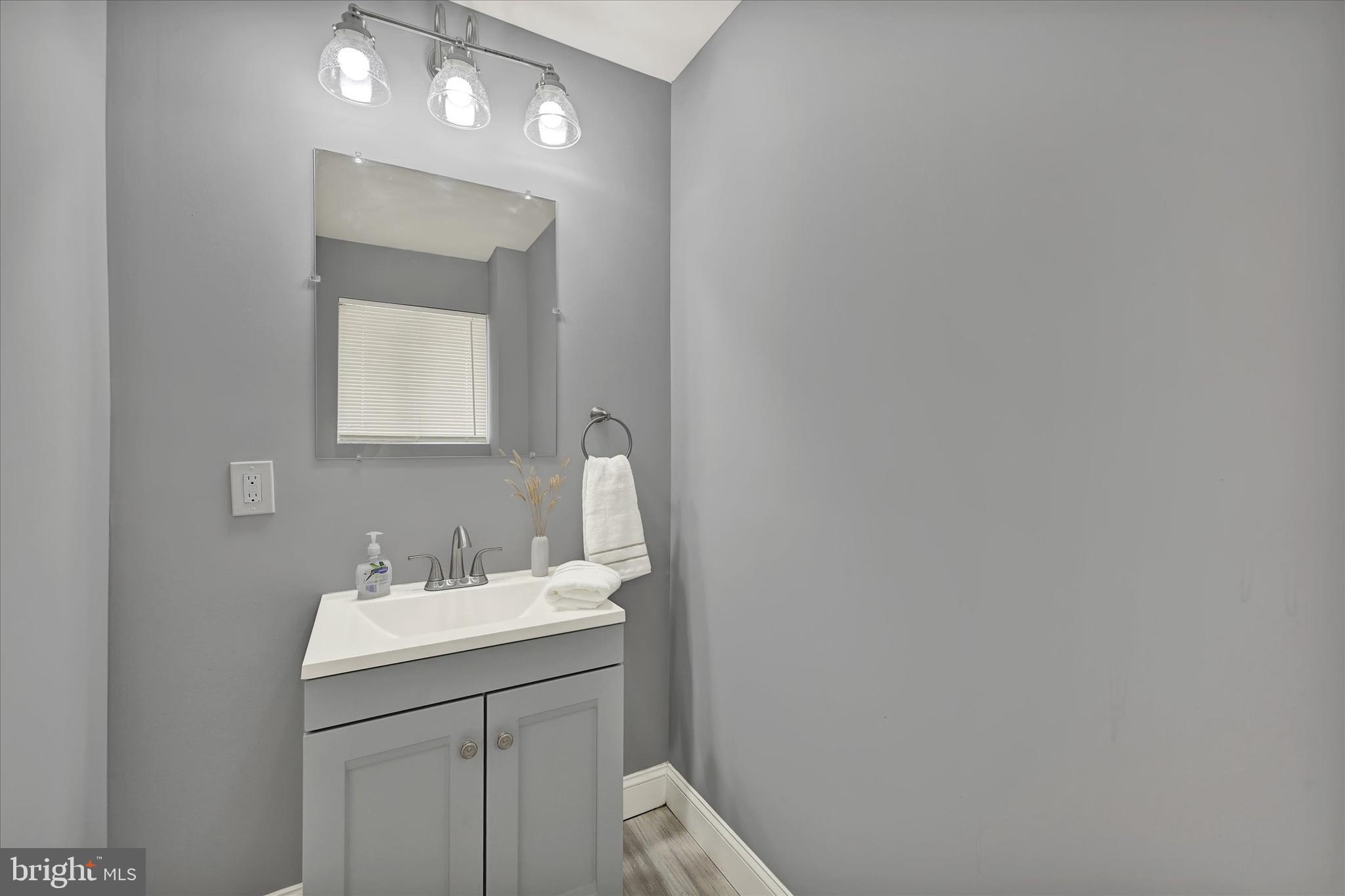 HAMPDEN HISTORIC DISTRICT - Residential