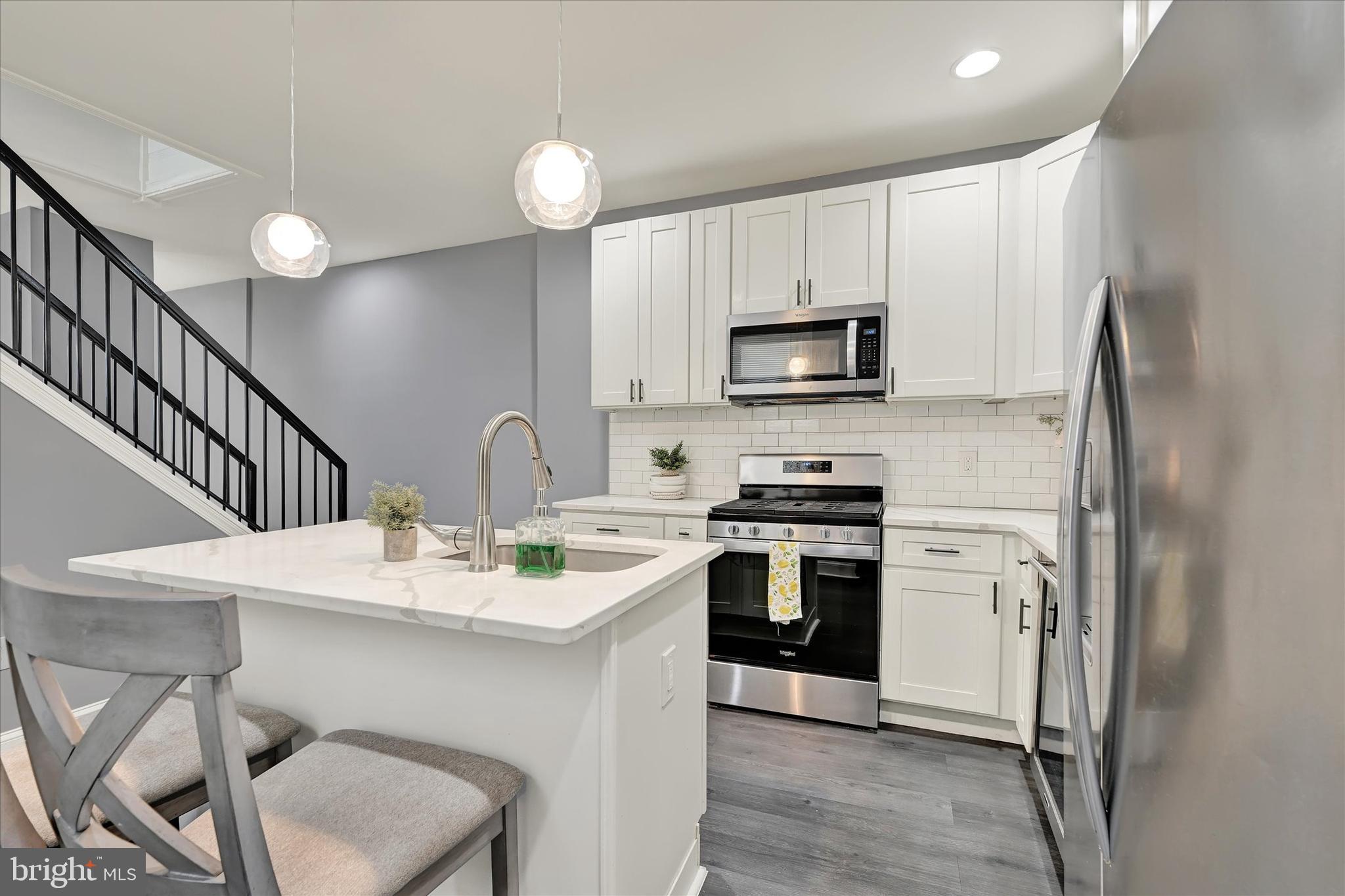 HAMPDEN HISTORIC DISTRICT - Residential