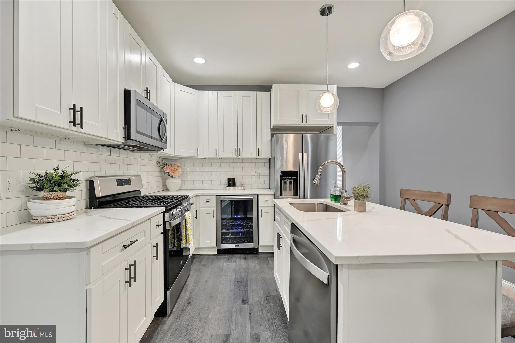 HAMPDEN HISTORIC DISTRICT - Residential