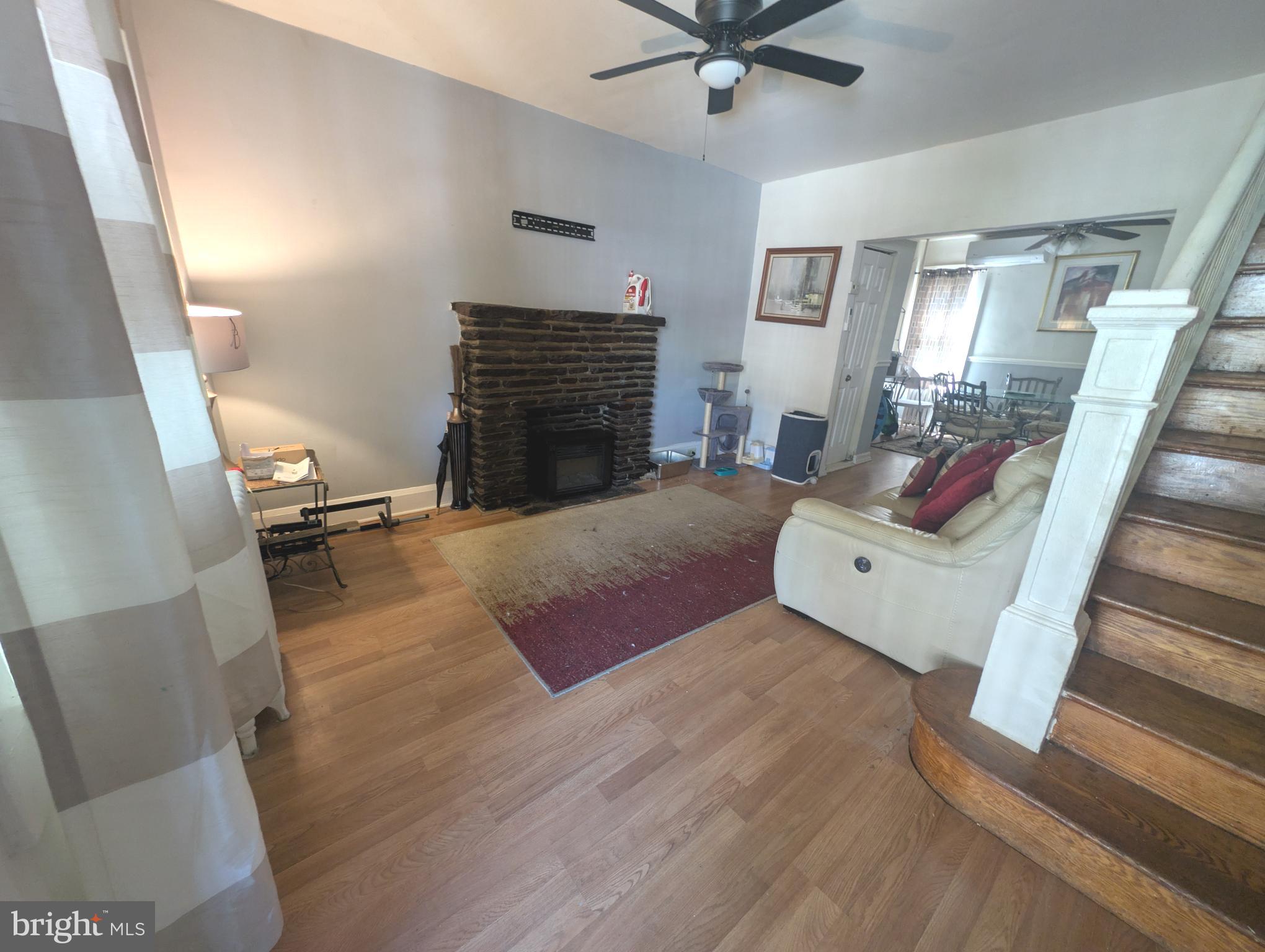 ROSEMONT - Residential