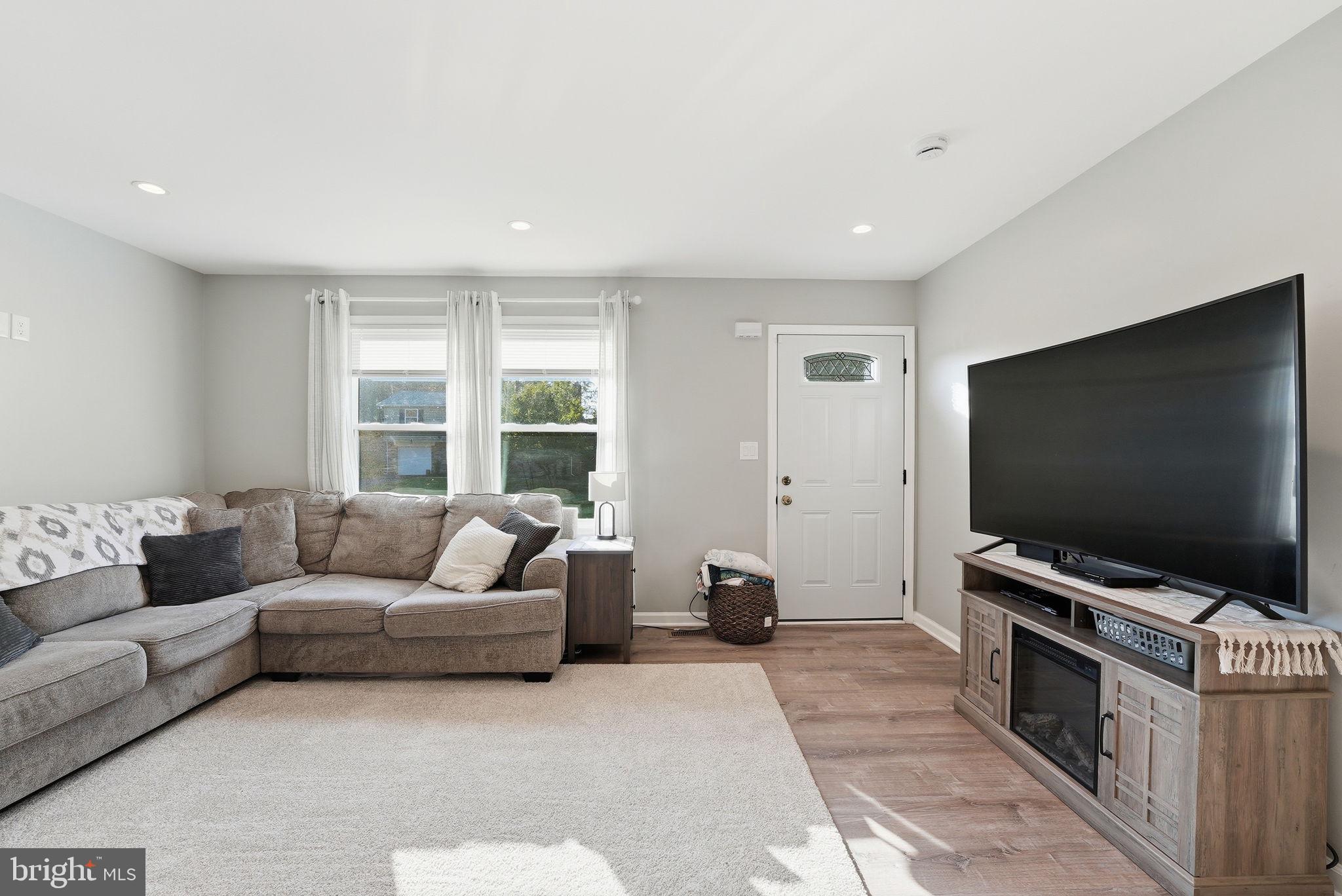 2119 MARBELLA DRIVE
