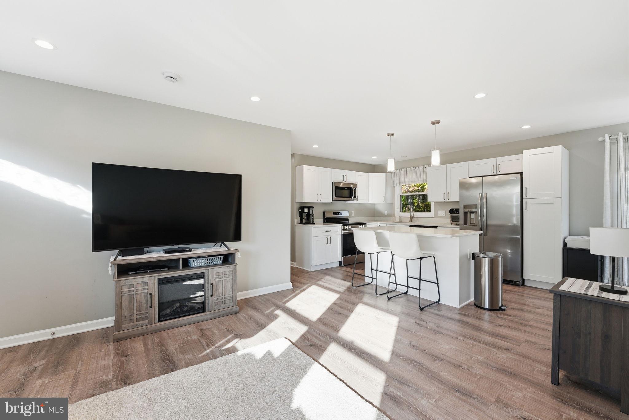 2119 MARBELLA DRIVE