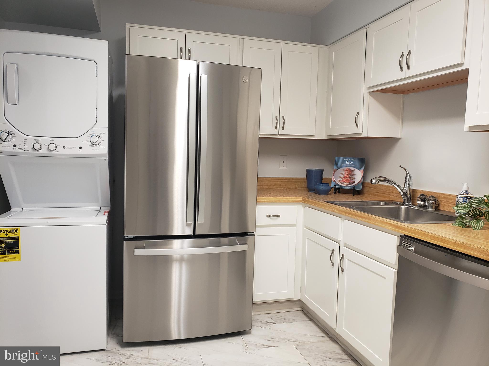 ROSSMOOR LEISURE WORLD - Residential