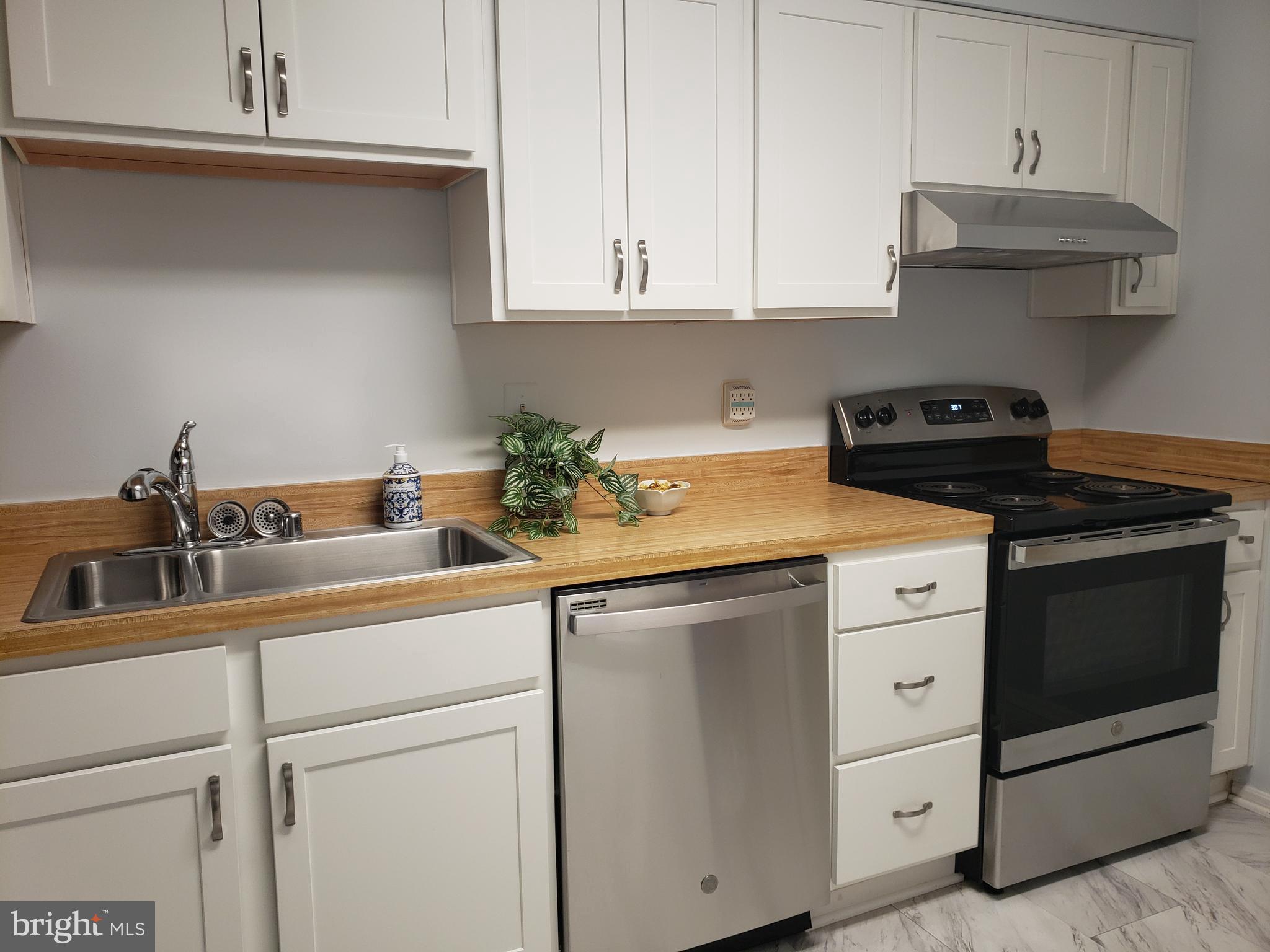 ROSSMOOR LEISURE WORLD - Residential