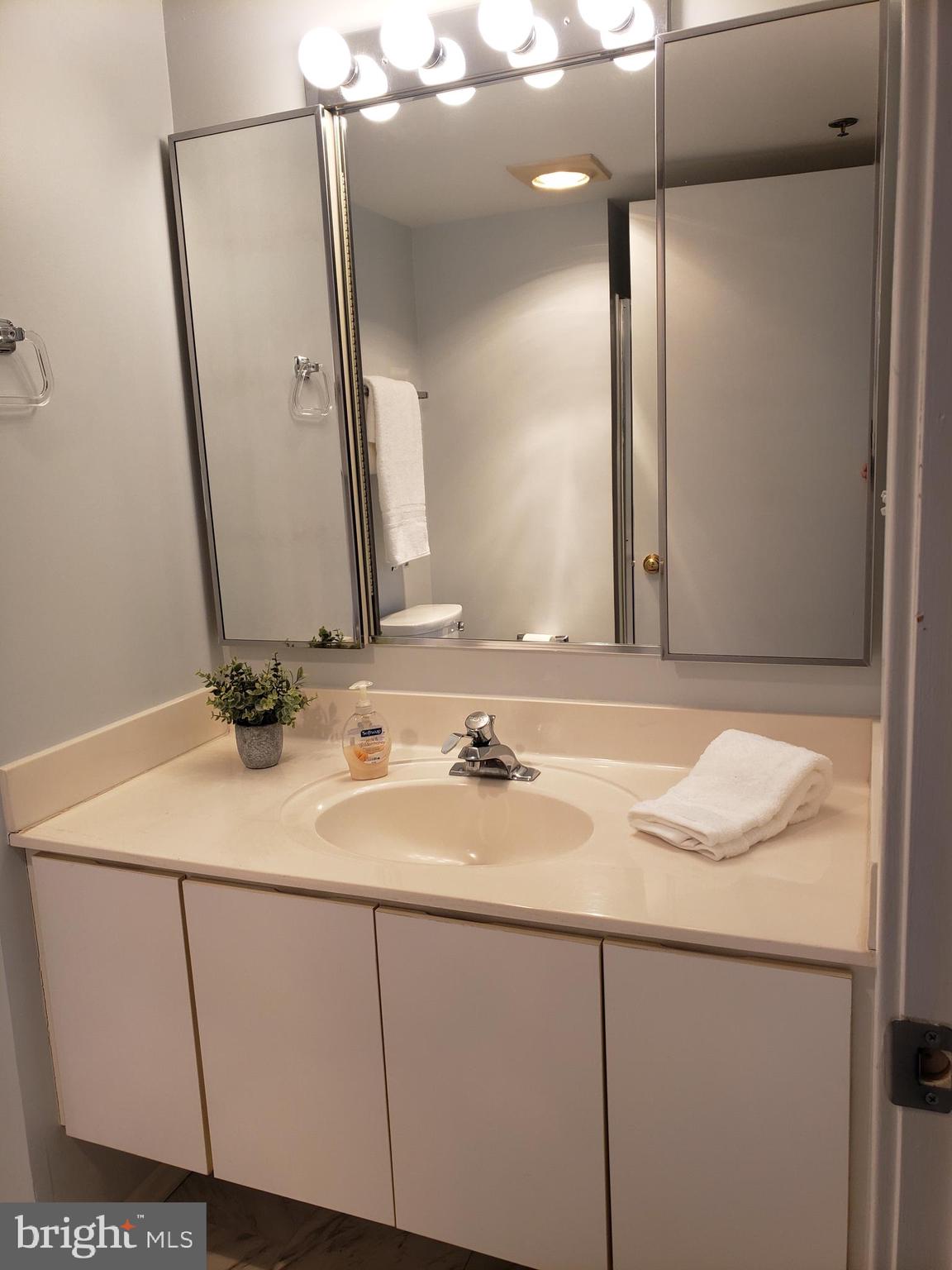 ROSSMOOR LEISURE WORLD - Residential