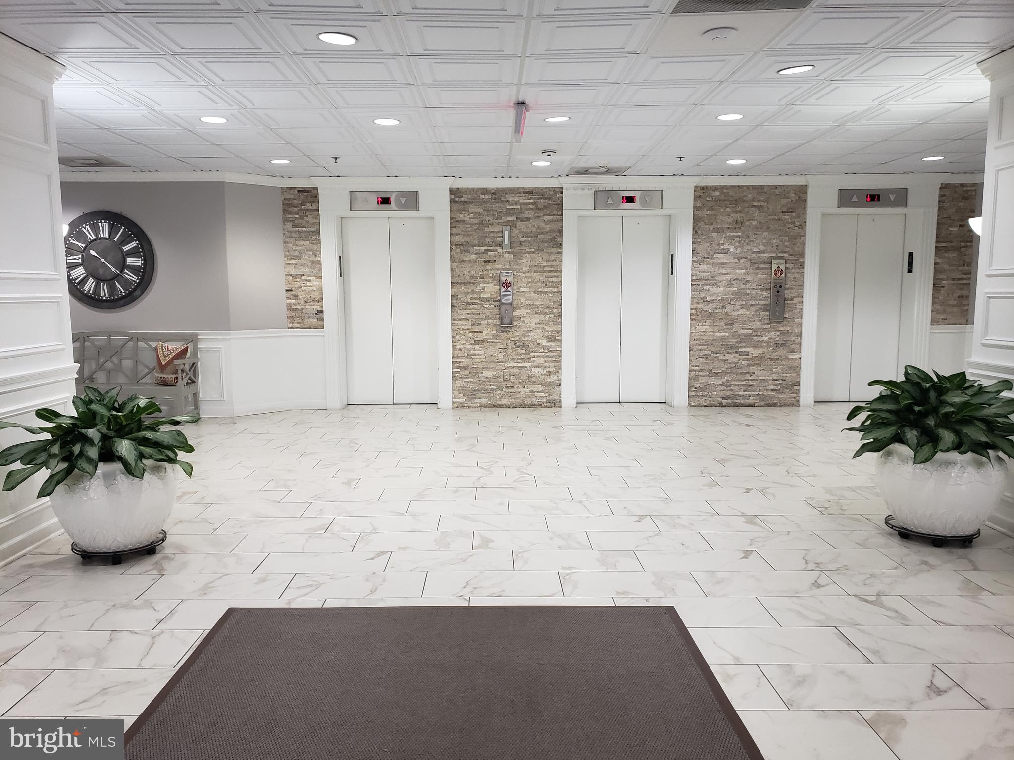 ROSSMOOR LEISURE WORLD - Residential