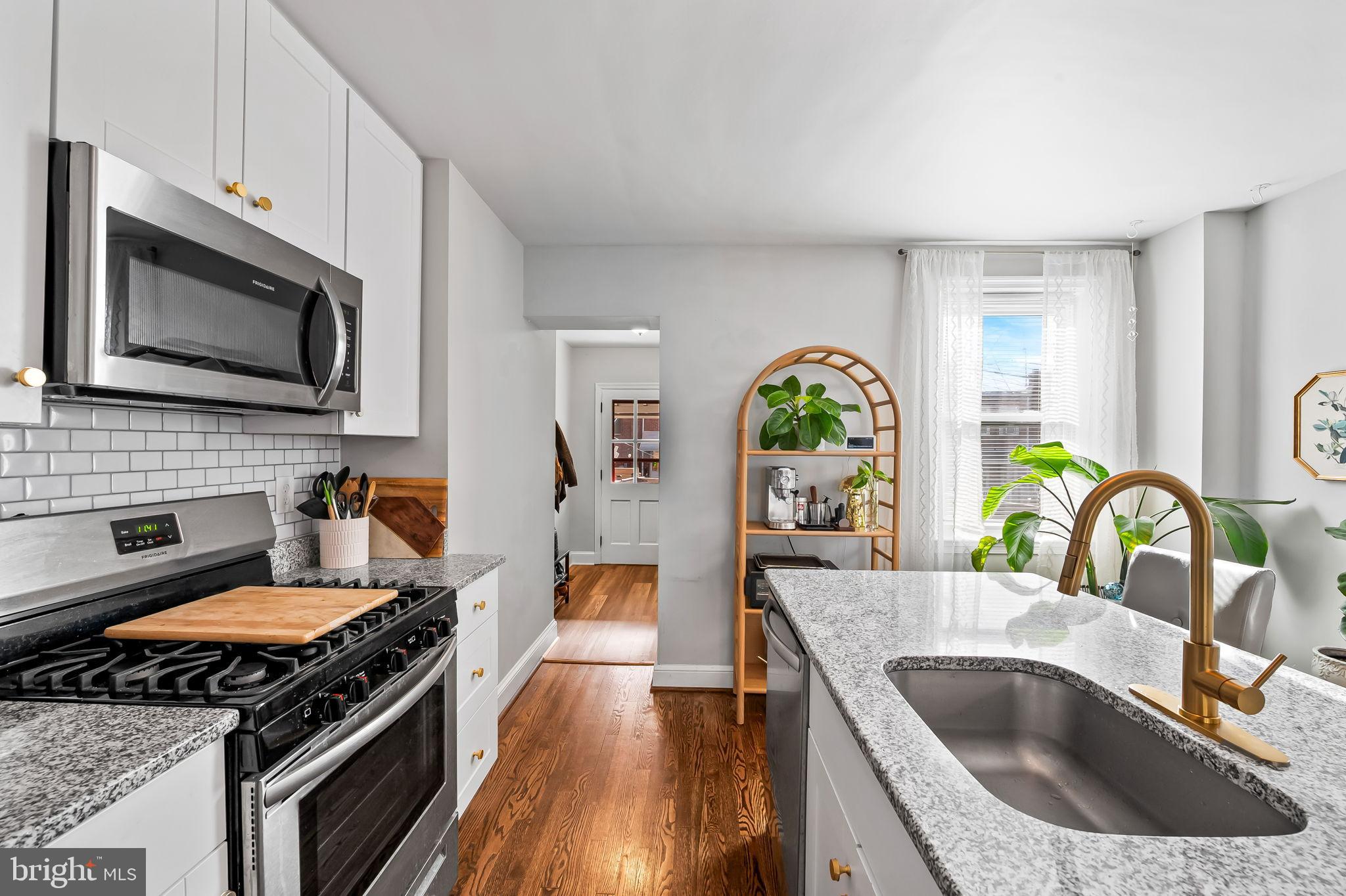 HAMPDEN HISTORIC DISTRICT - Residential