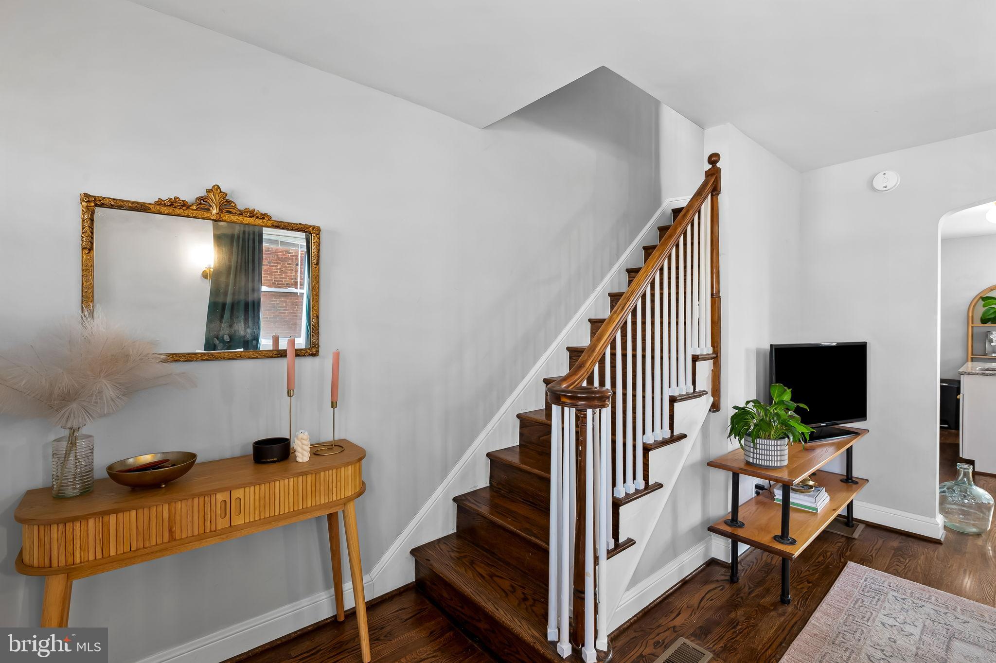 HAMPDEN HISTORIC DISTRICT - Residential