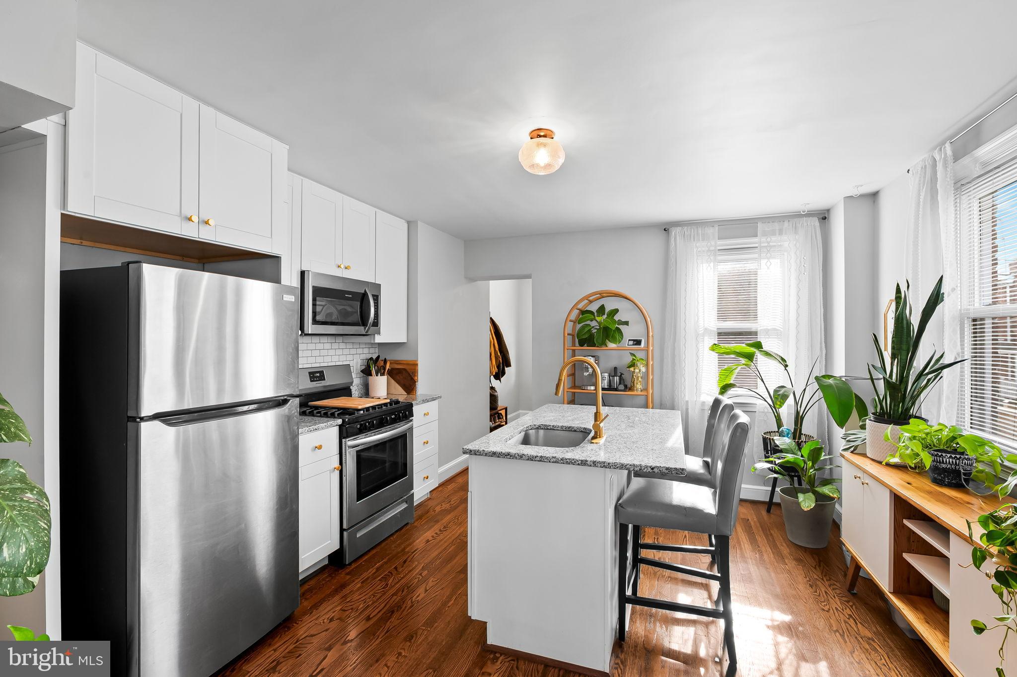 HAMPDEN HISTORIC DISTRICT - Residential