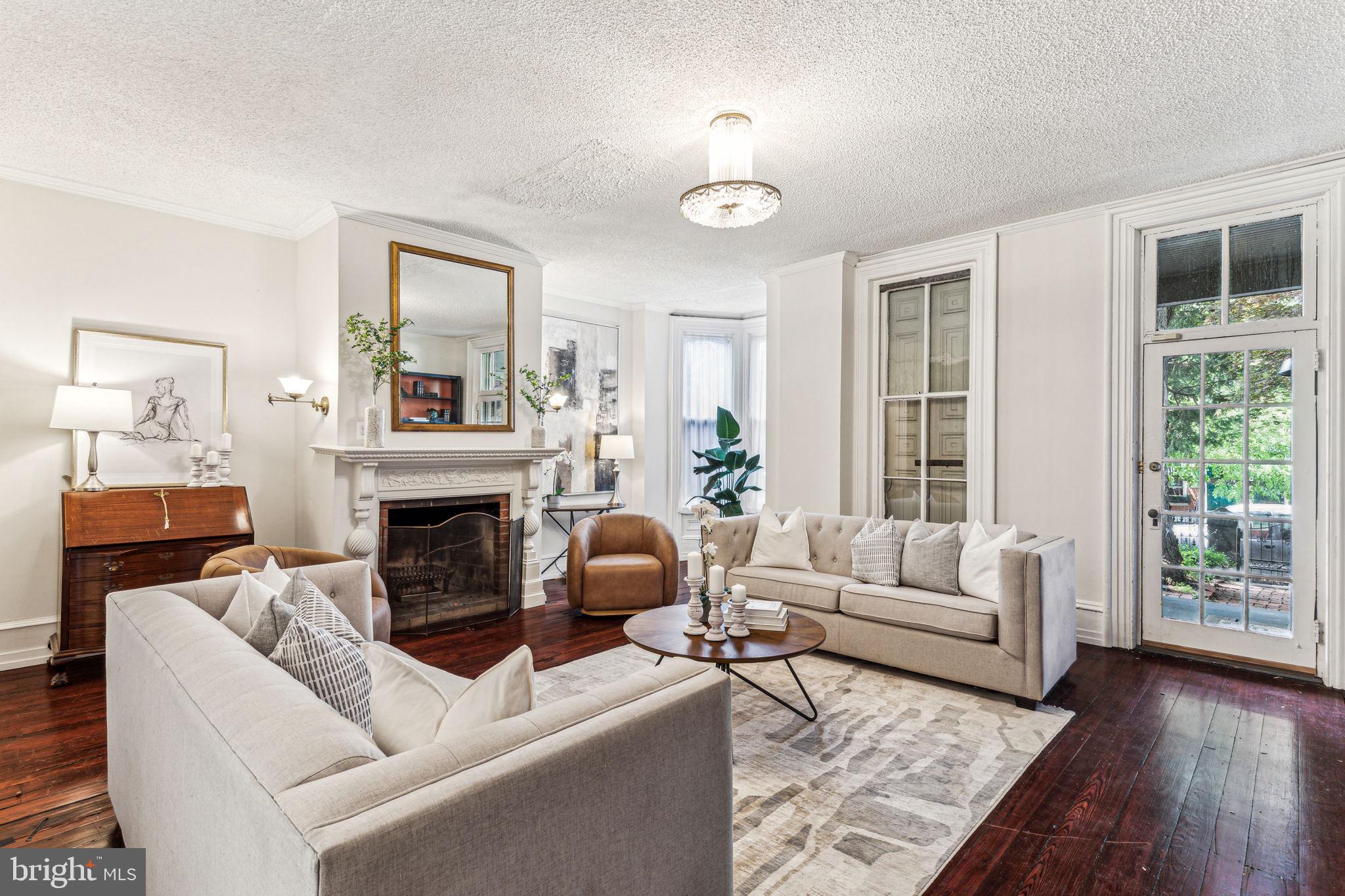 ART MUSEUM AREA - Residential